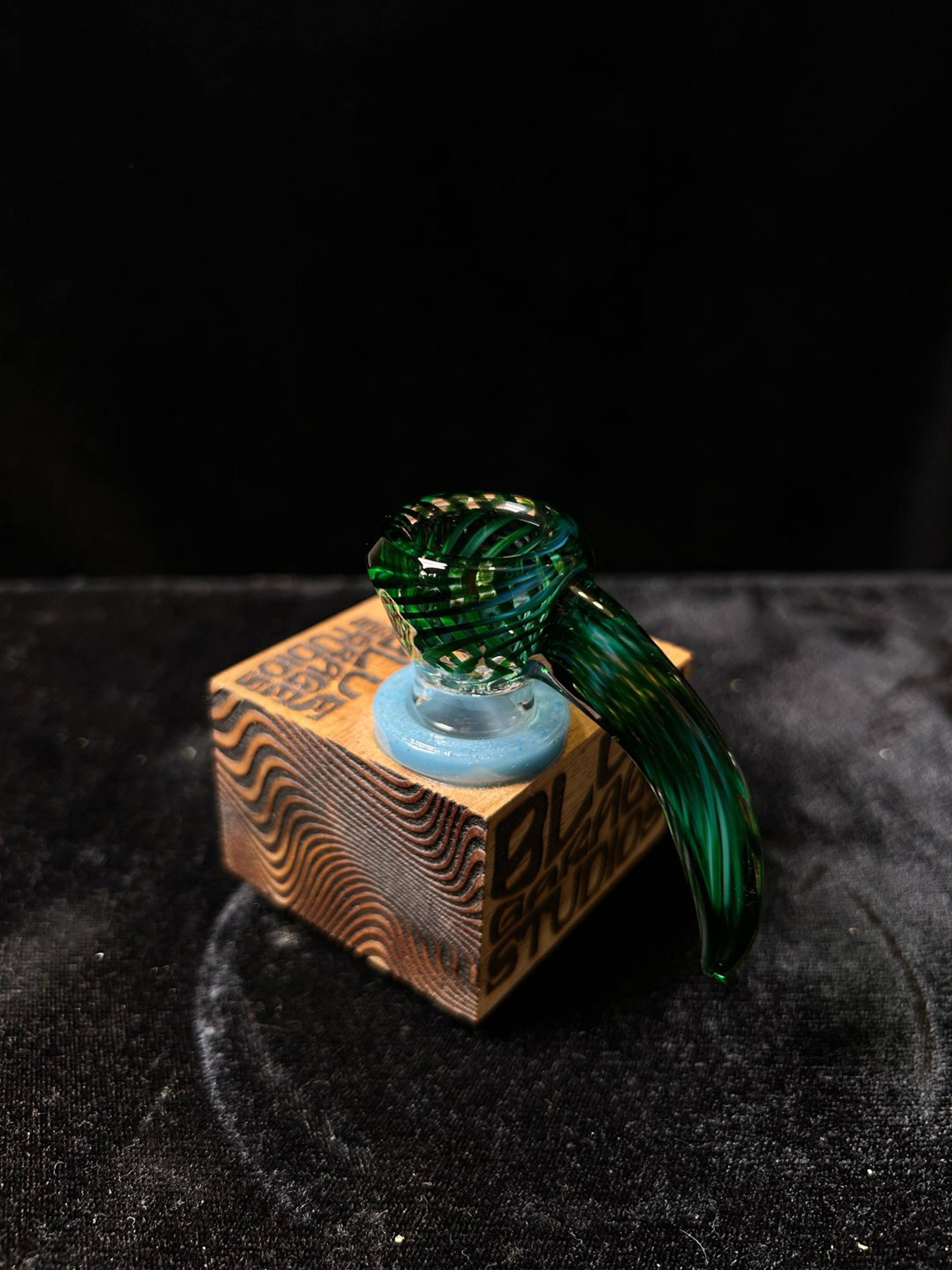 Preview pic of Green Money Retti *Flat Horn*