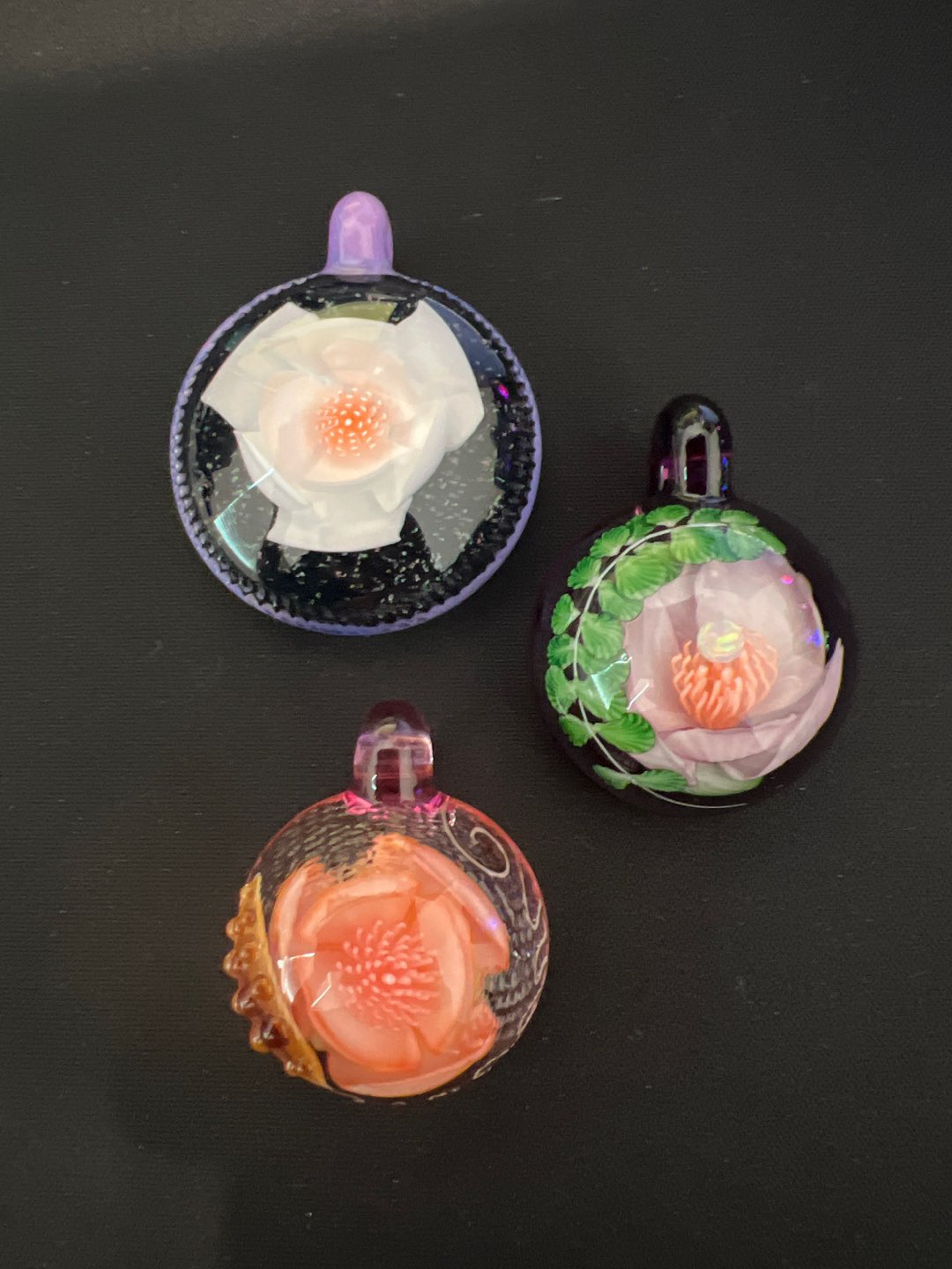 Preview pic of Delong Pendants