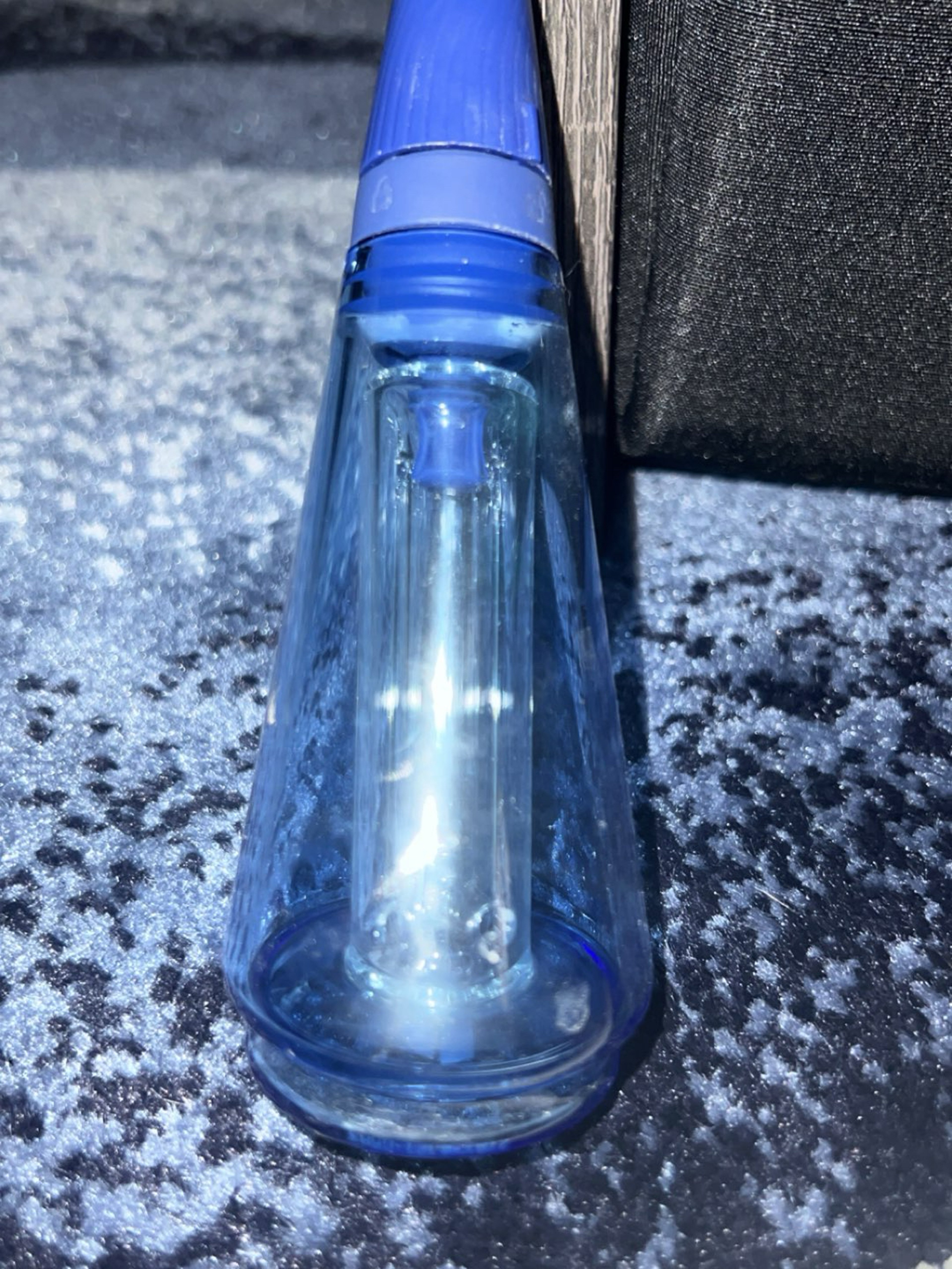 Preview pic of Royal blue Puffco travel glass