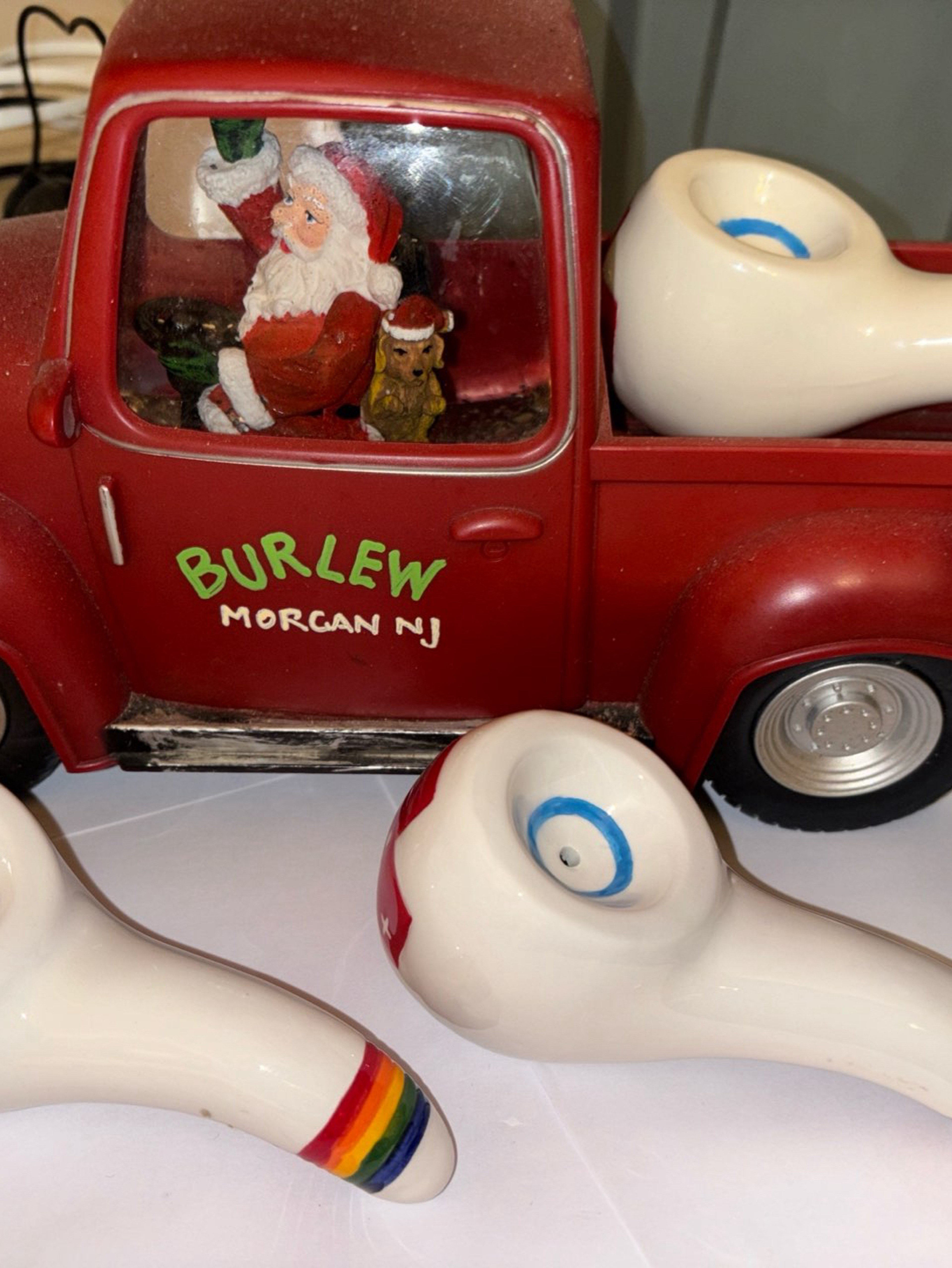 Preview pic of Hand painted ceramic pipes 50 pieces