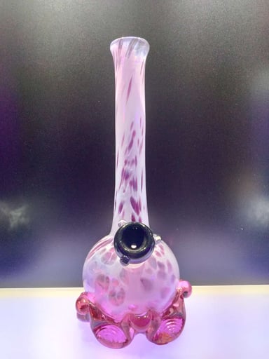 Preview pic of Noble hand crafted glass bong