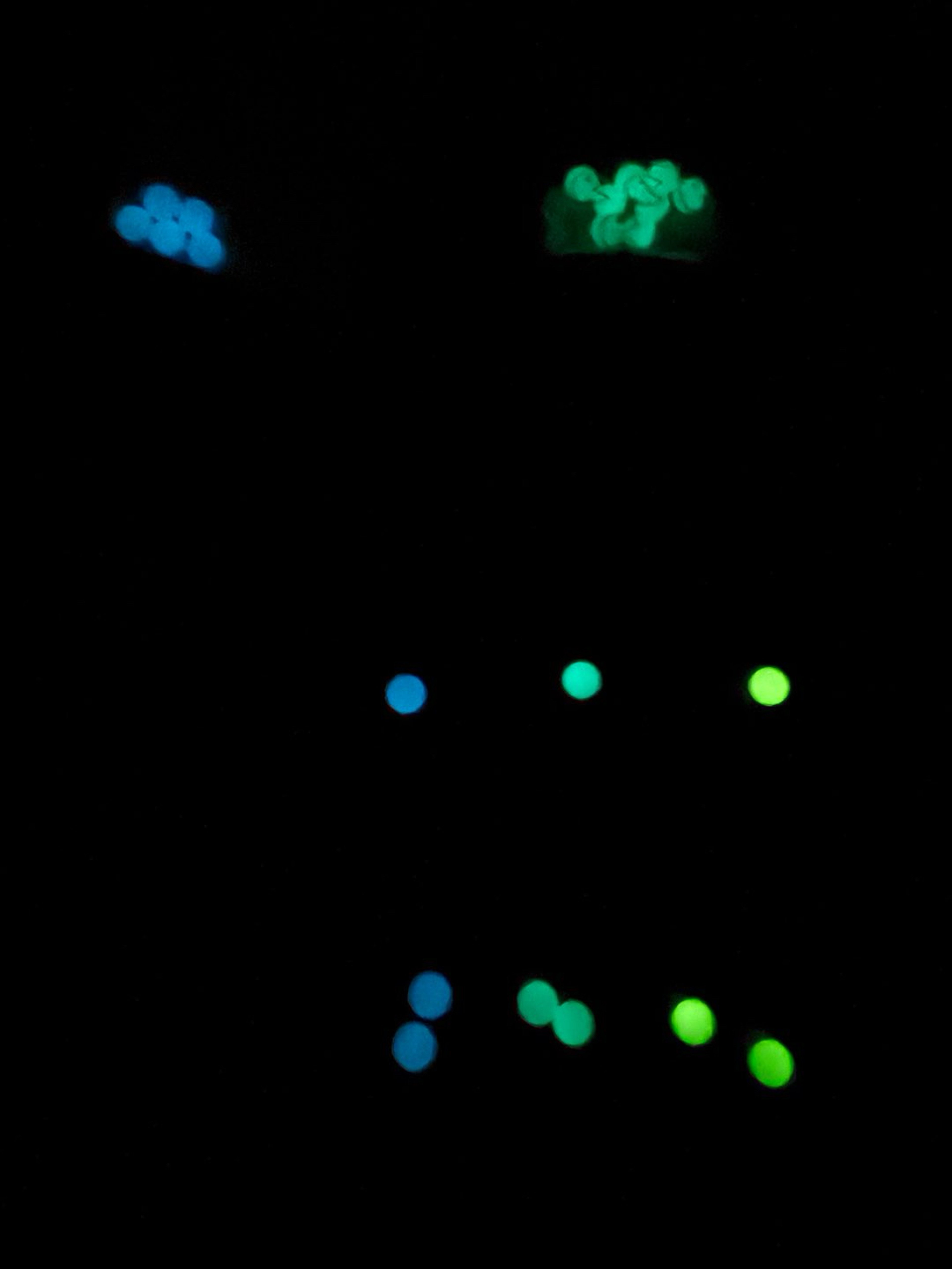 Preview pic of UV Glow Pearls (x3)