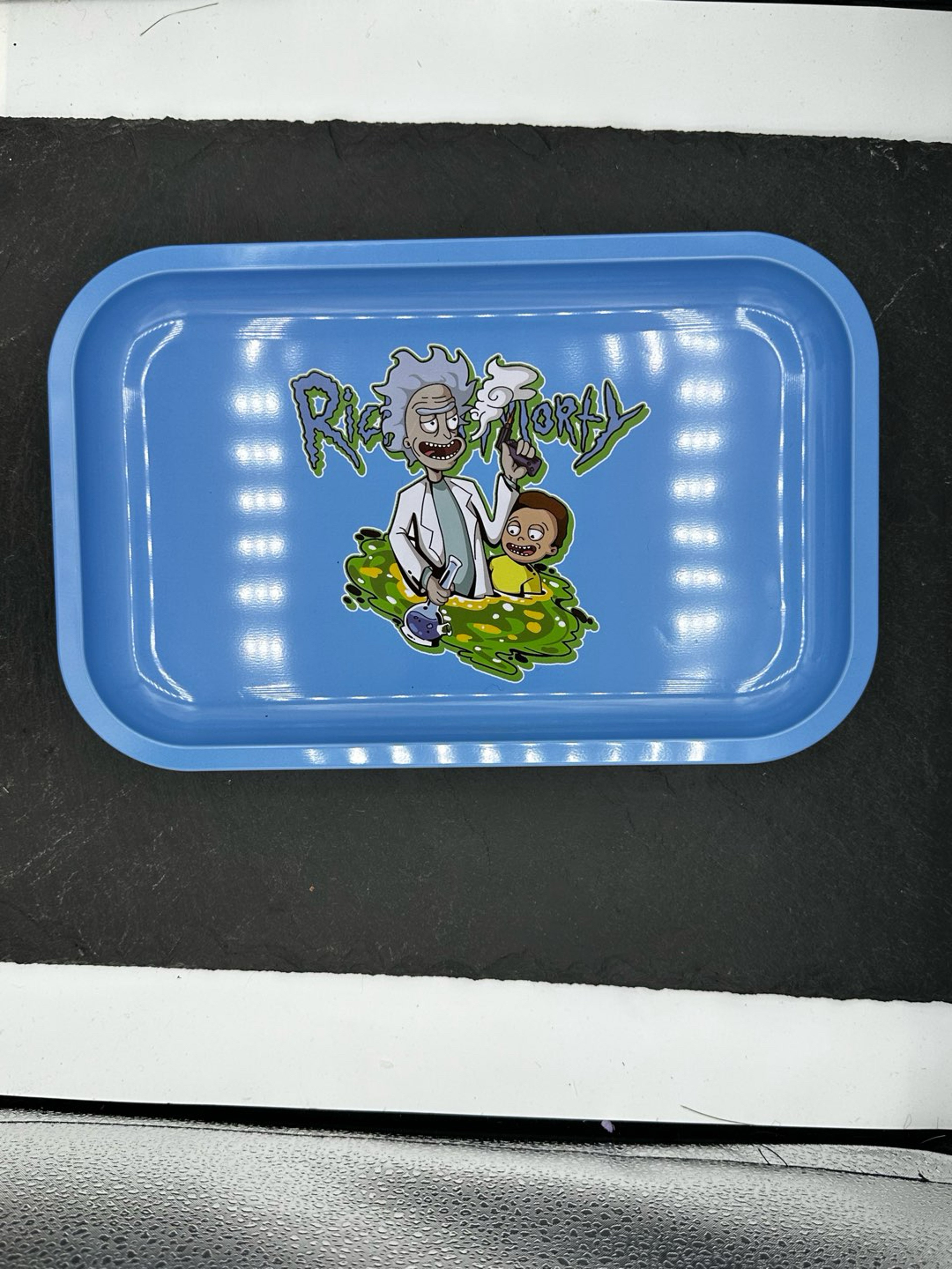 Preview pic of Rick and Morty rolling tray