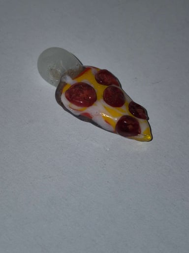 Preview pic of Pepperoni Slice Pendant