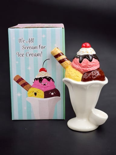 Preview pic of Ice Cream Sundae Ceramic Pipe