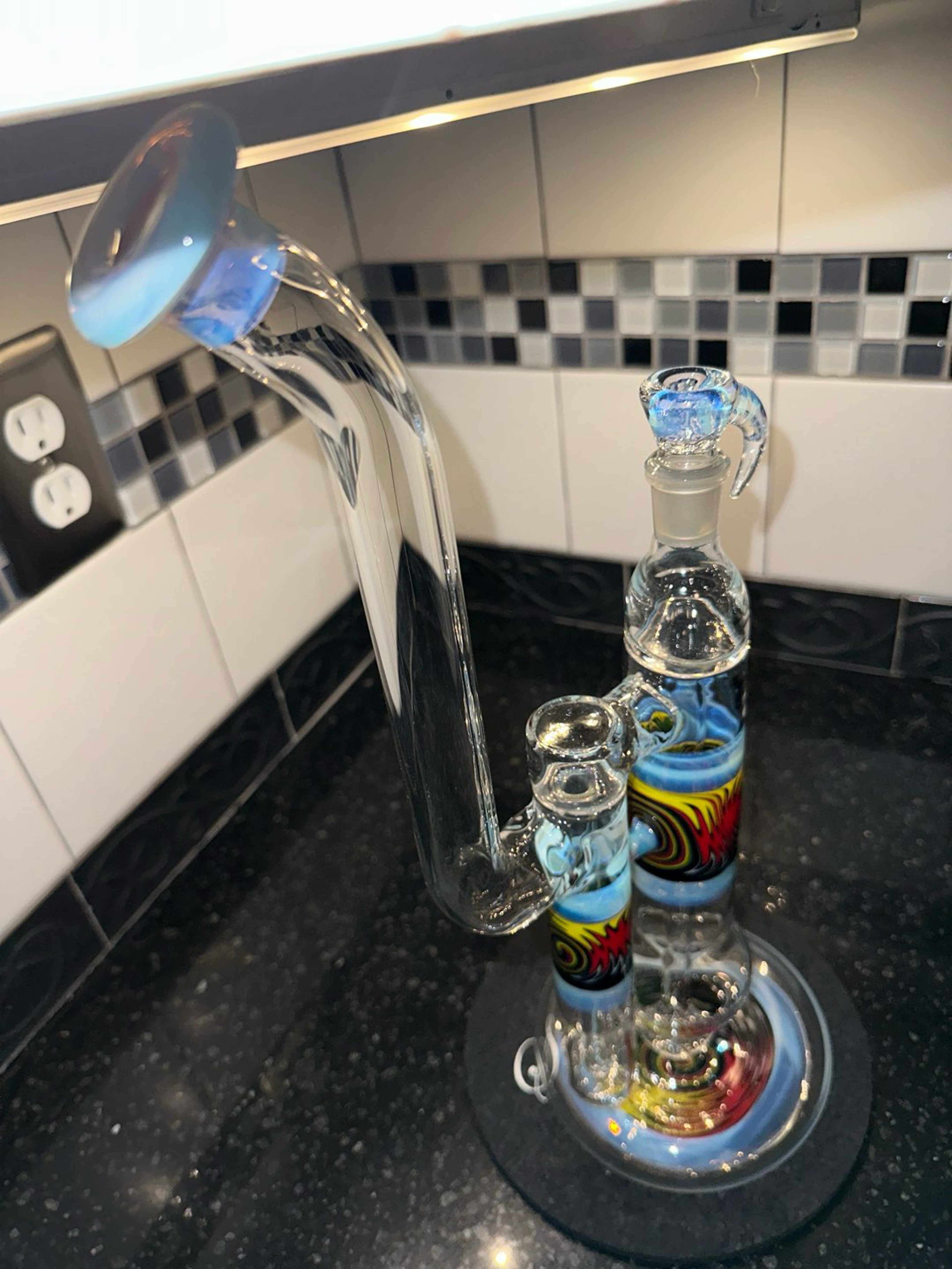 Preview pic of Mohawk Glass Dub Bub