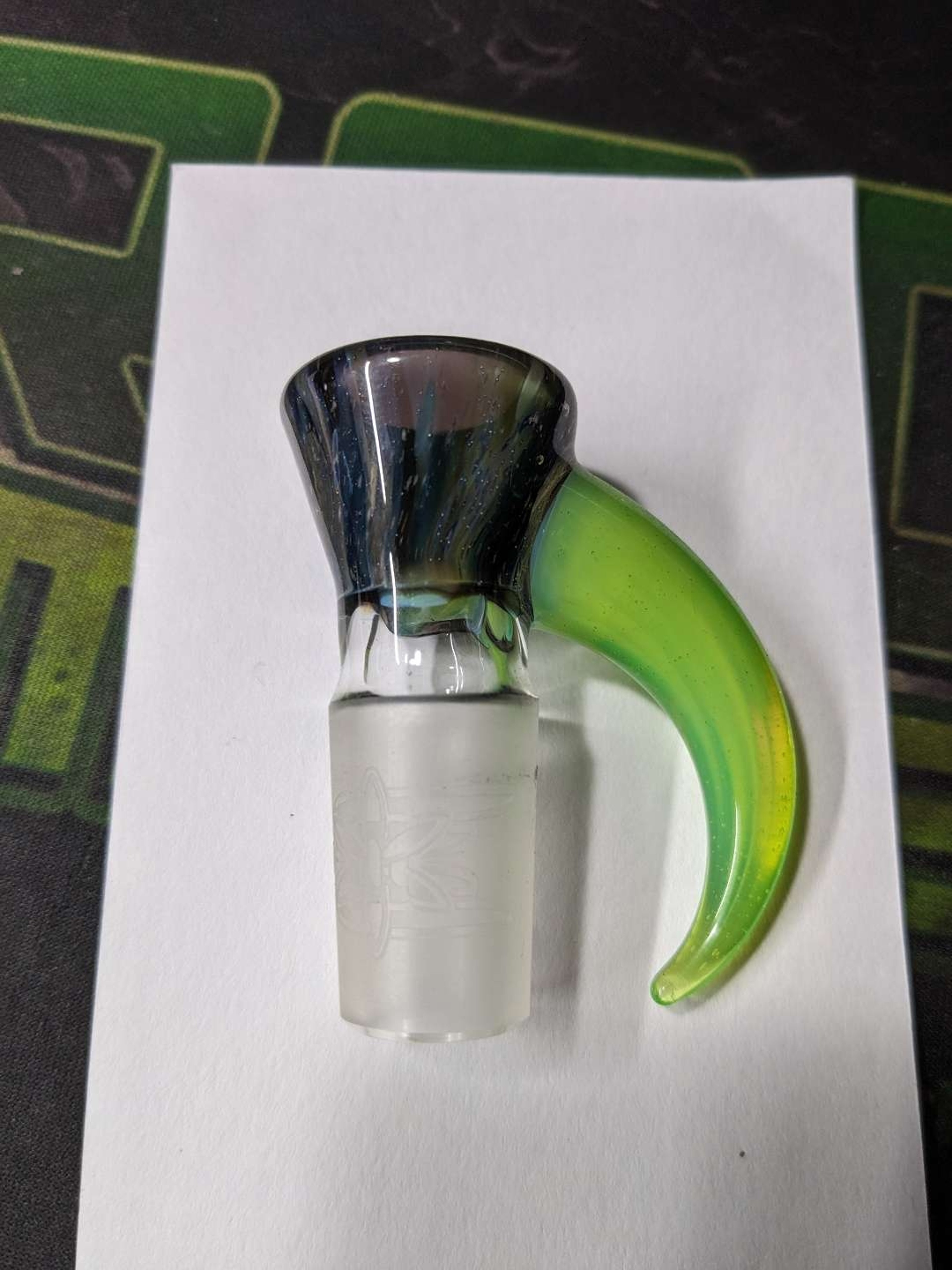 Preview pic of N8 x illglass 3-hole slide