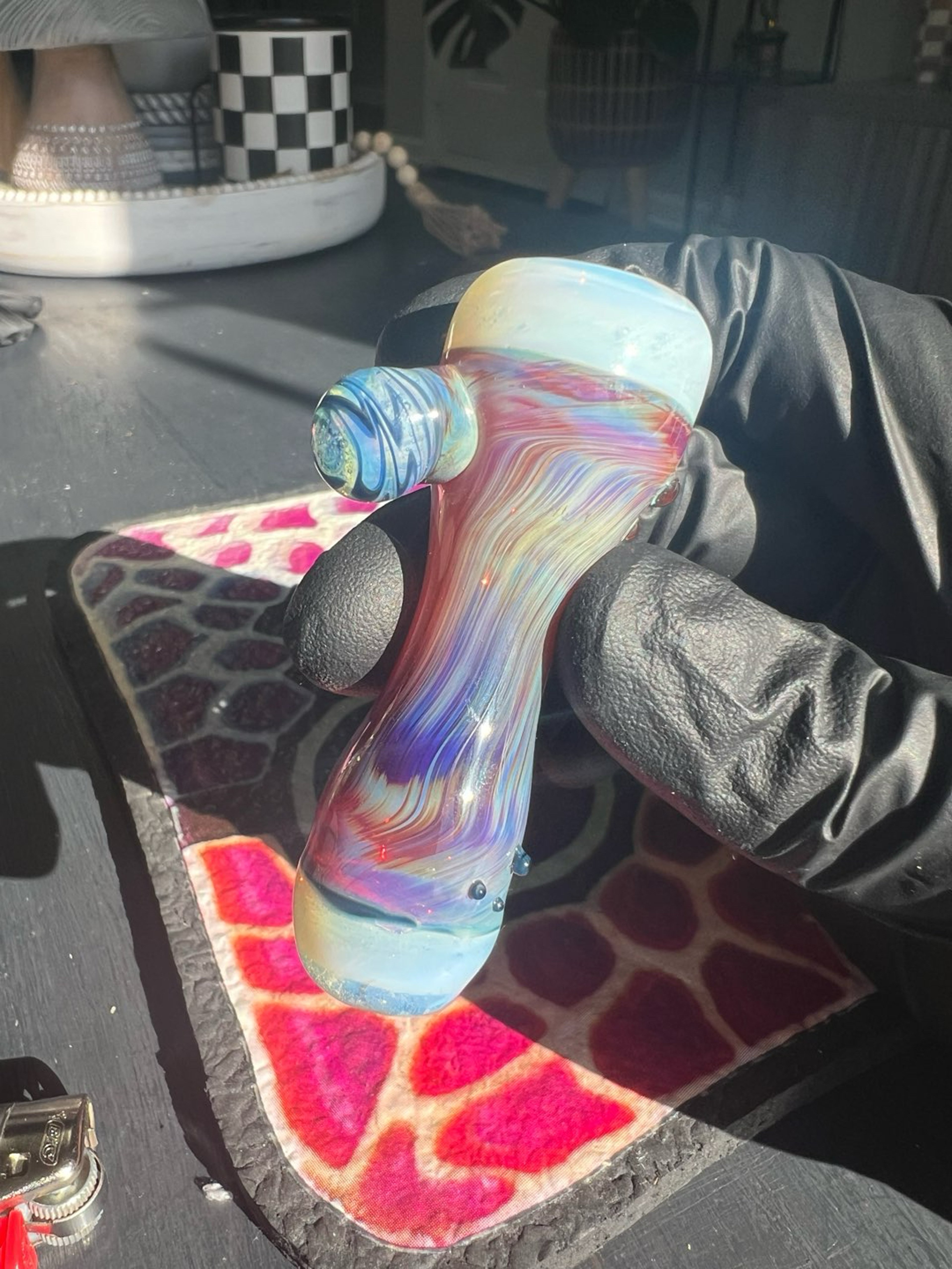Preview pic of Yager Glass Chillum in Amber Purple / Glopal / Illuminati
