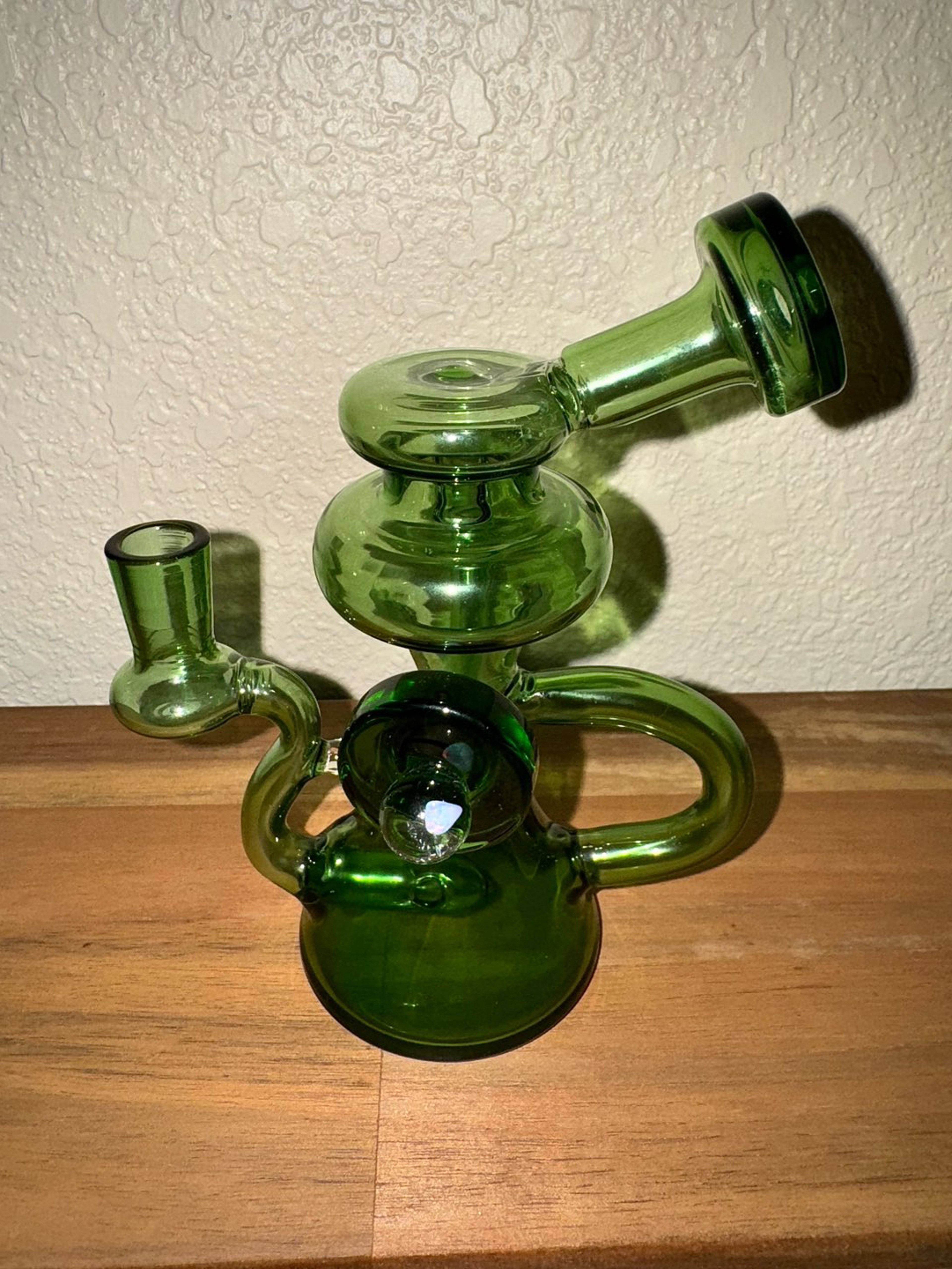 Preview pic of Nic Ric Glass Mini Green Floating Opal Recycler 10mm
