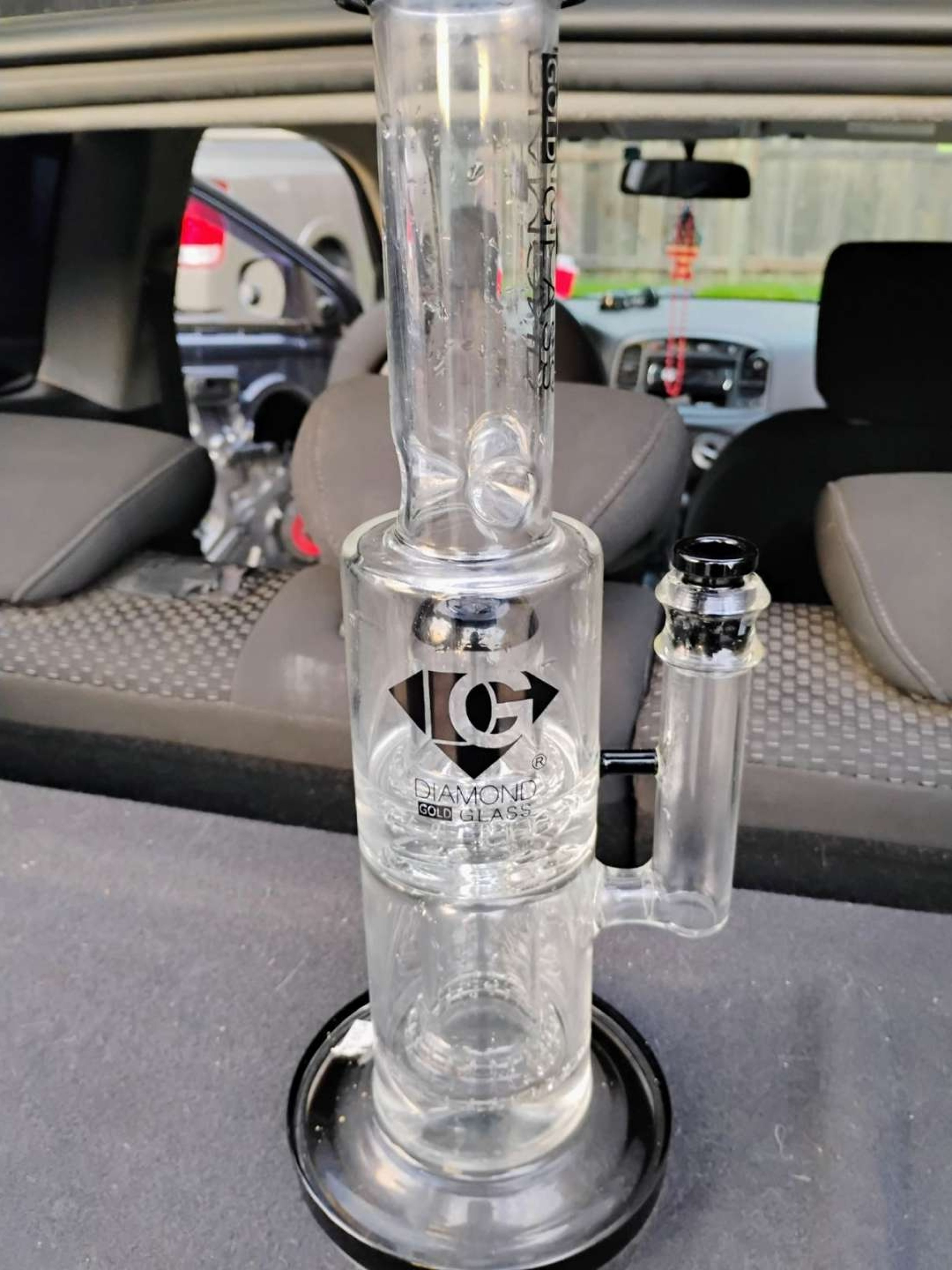 18m diamond glass image 0