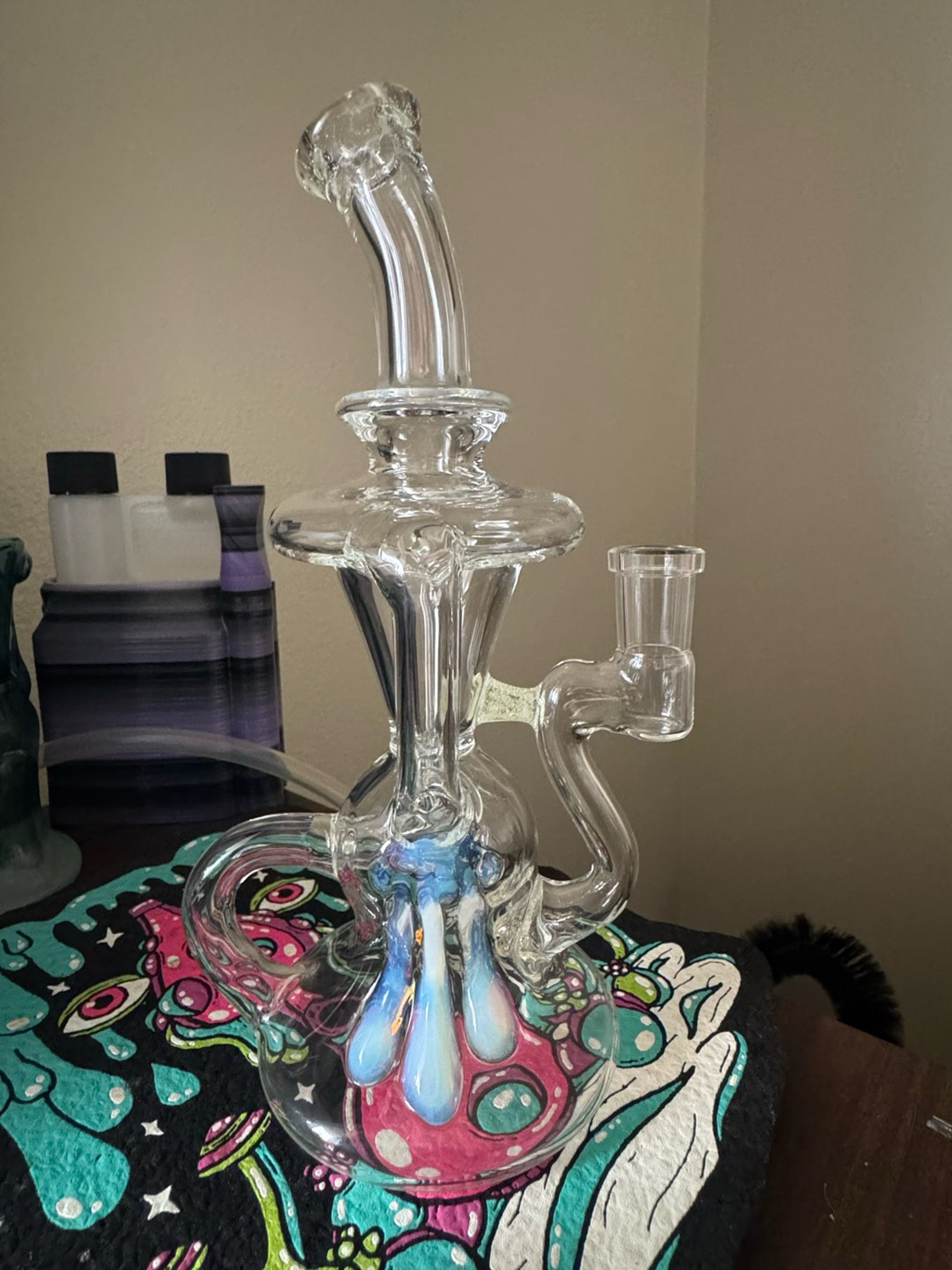 Preview pic of Uzzi Glass Rig Uv/Glopal