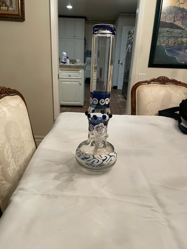 Preview pic of 17 inch Beaker Glass Water Bong
