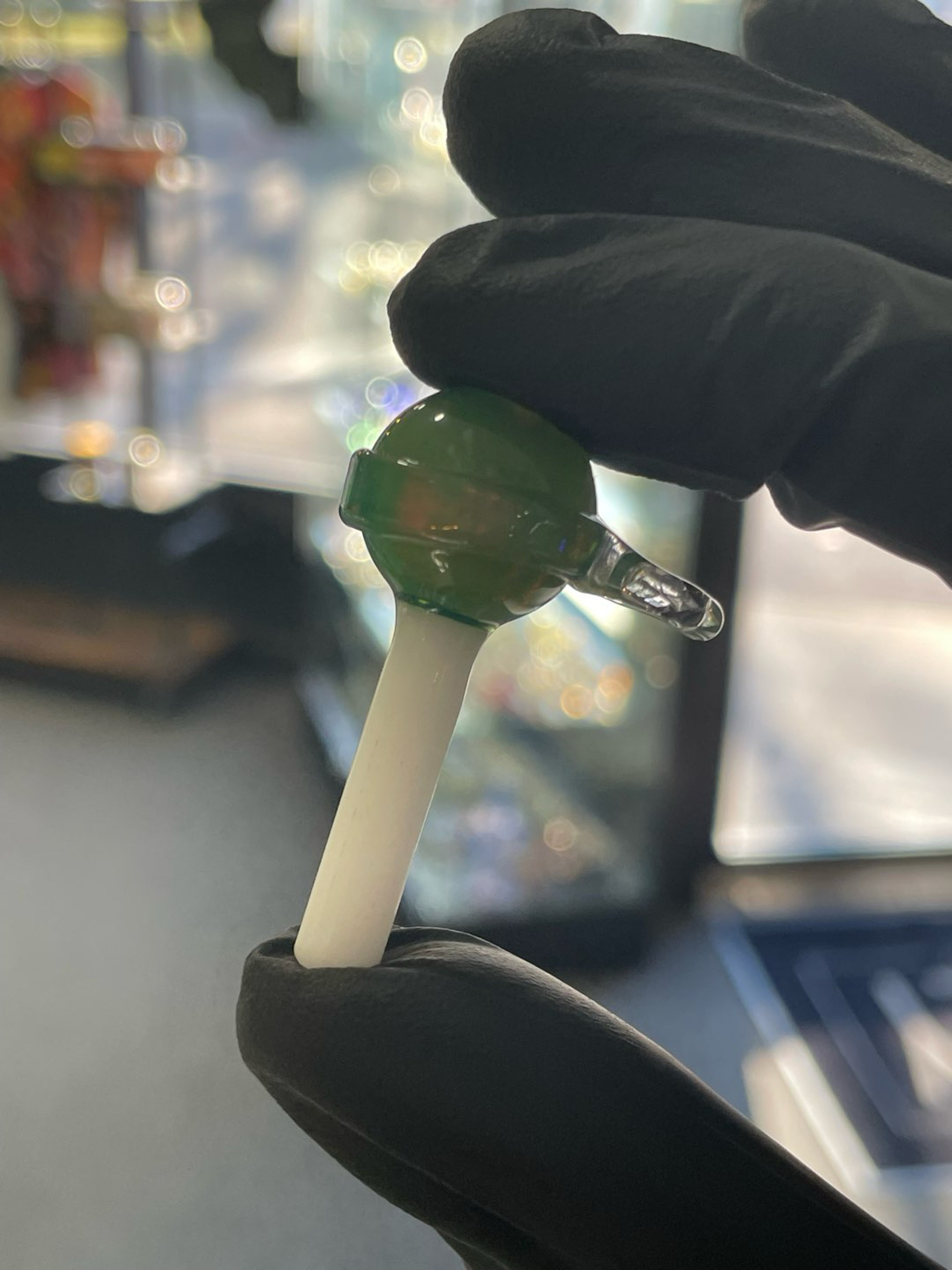 Preview pic of Emperial Glass Lolipop Pendant Green