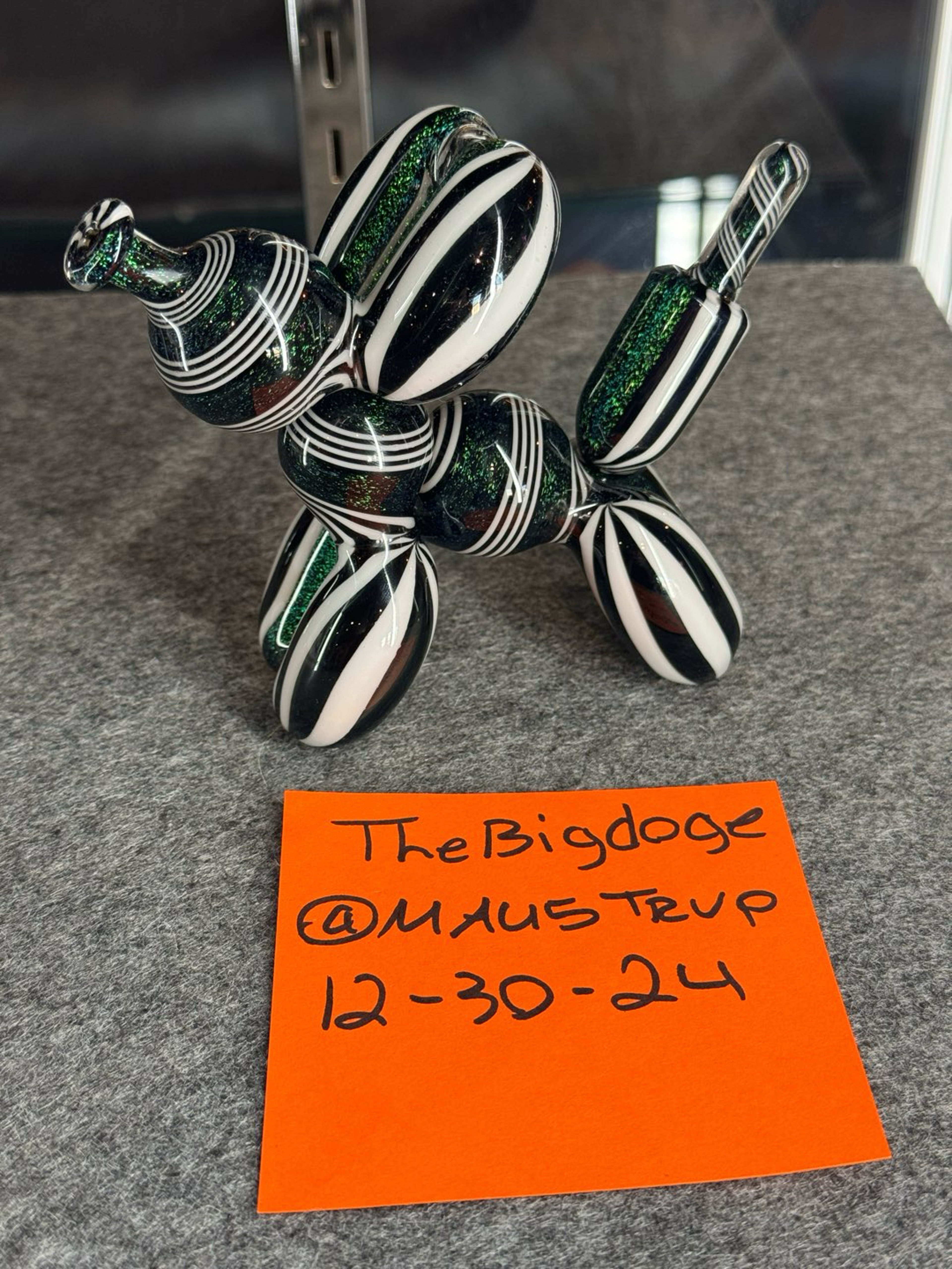 Preview pic of Blitzkreiga Balloon dog (dichroic custom)