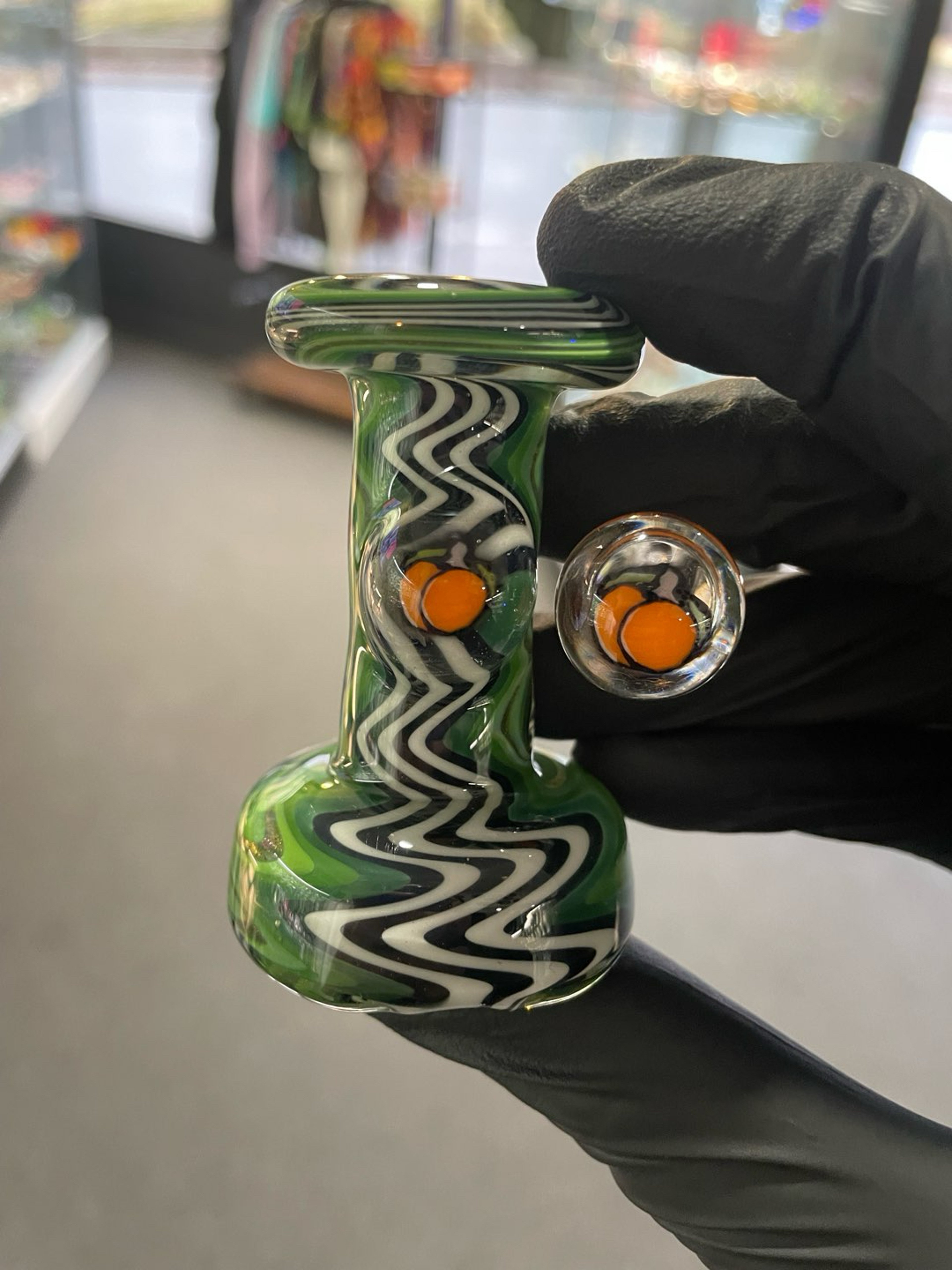 Preview pic of Willstar Glass Peach Millie Dry Puffco Top w/ Matching 3Dxl Joystick