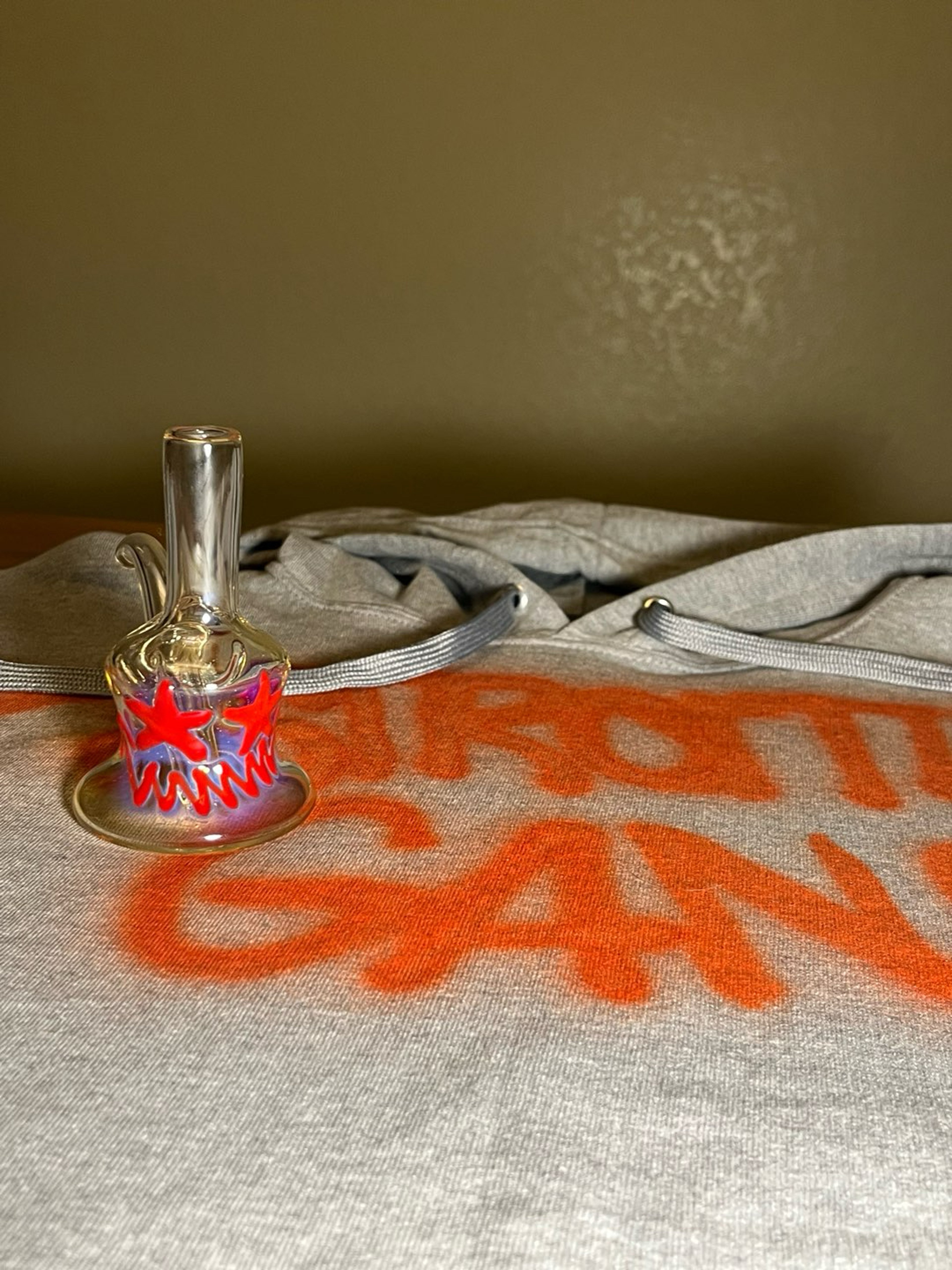 Preview pic of Red Star Strottle and Hand-Painted Hoodie Set