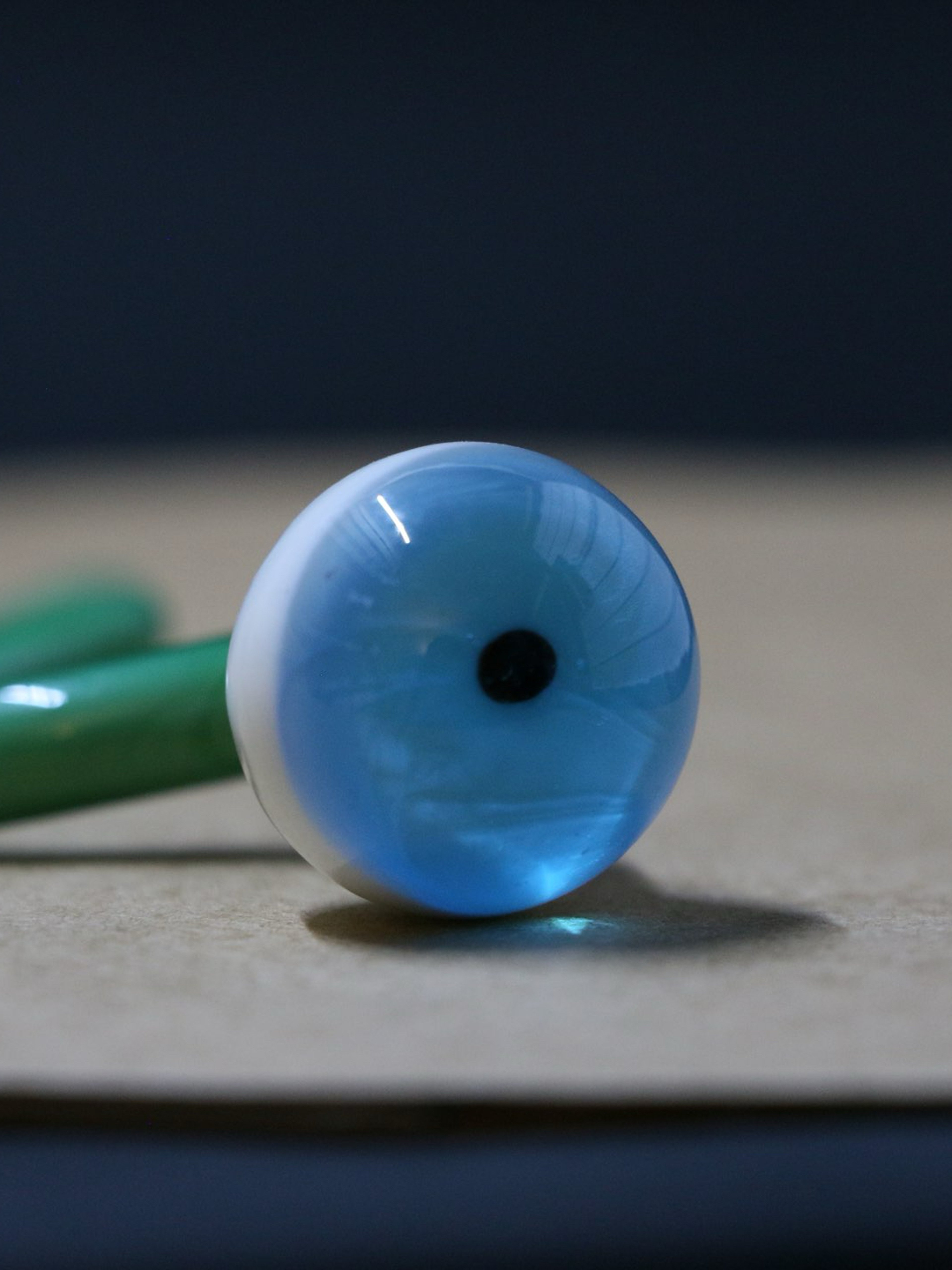 Preview pic of Green Eye Dabber