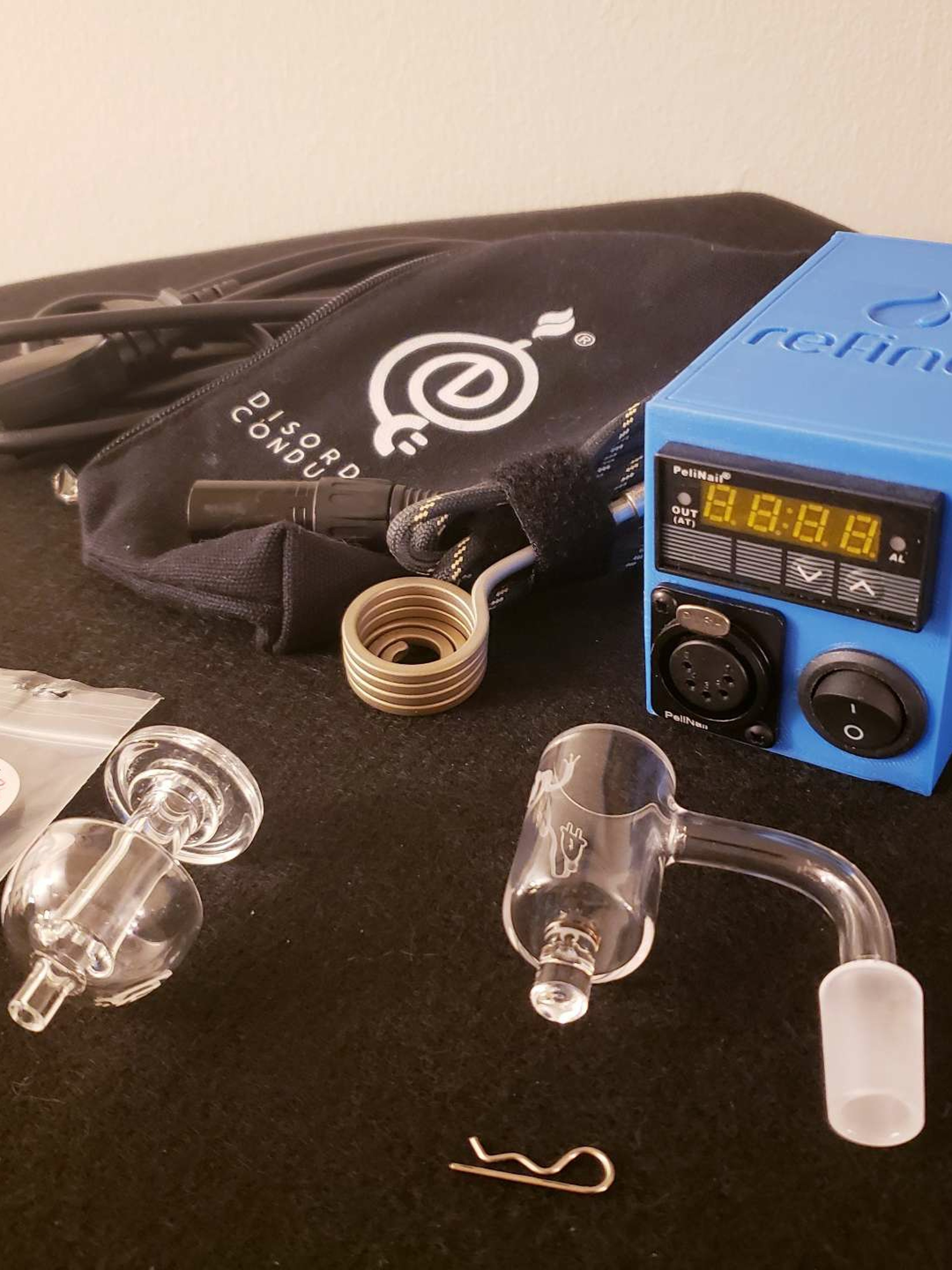 Preview pic of Disorderly x Refine E-nail bundle