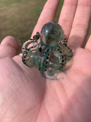 Preview pic of CFL Octopus pendant