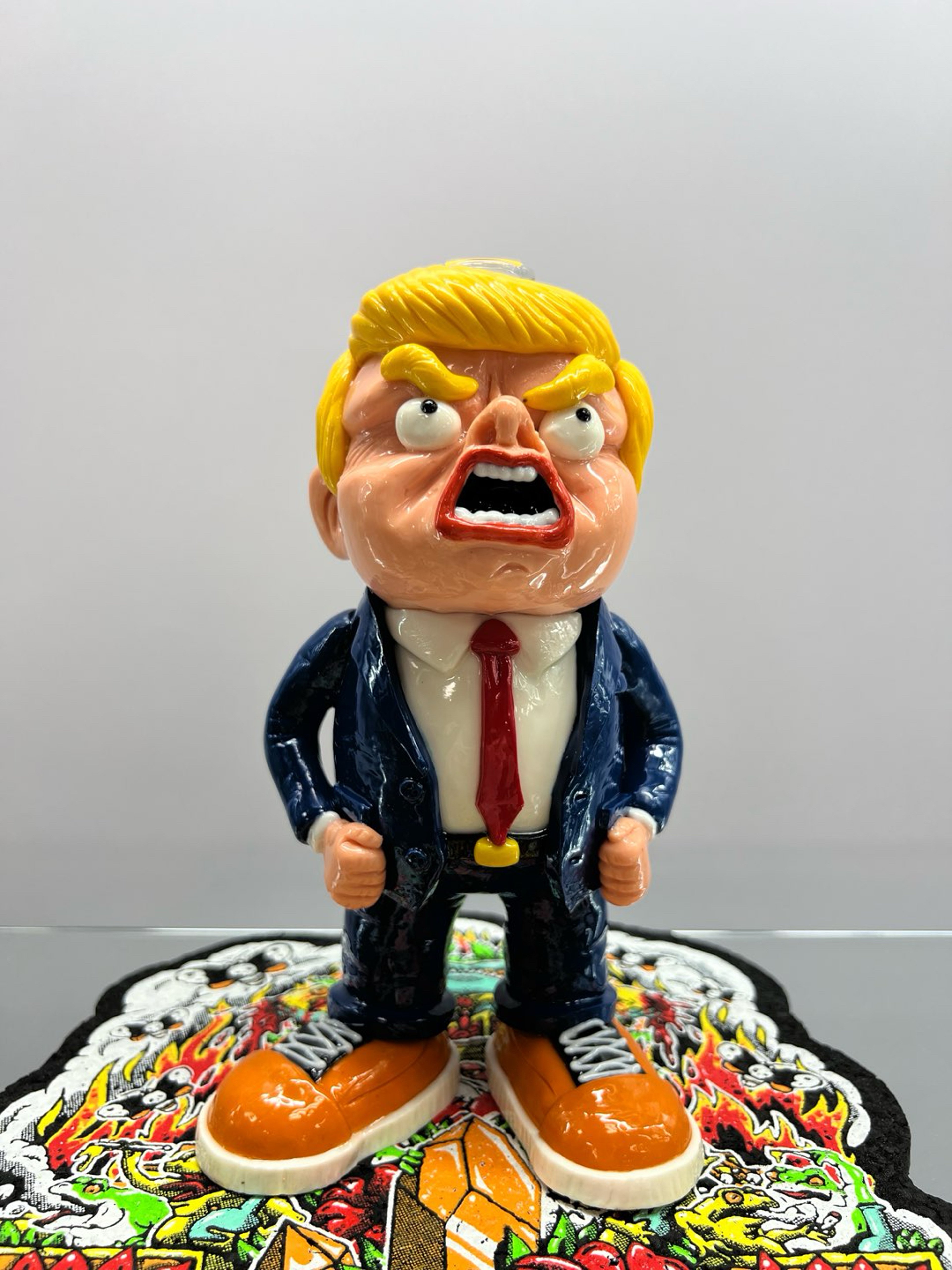 Preview pic of 8in Trump rig
