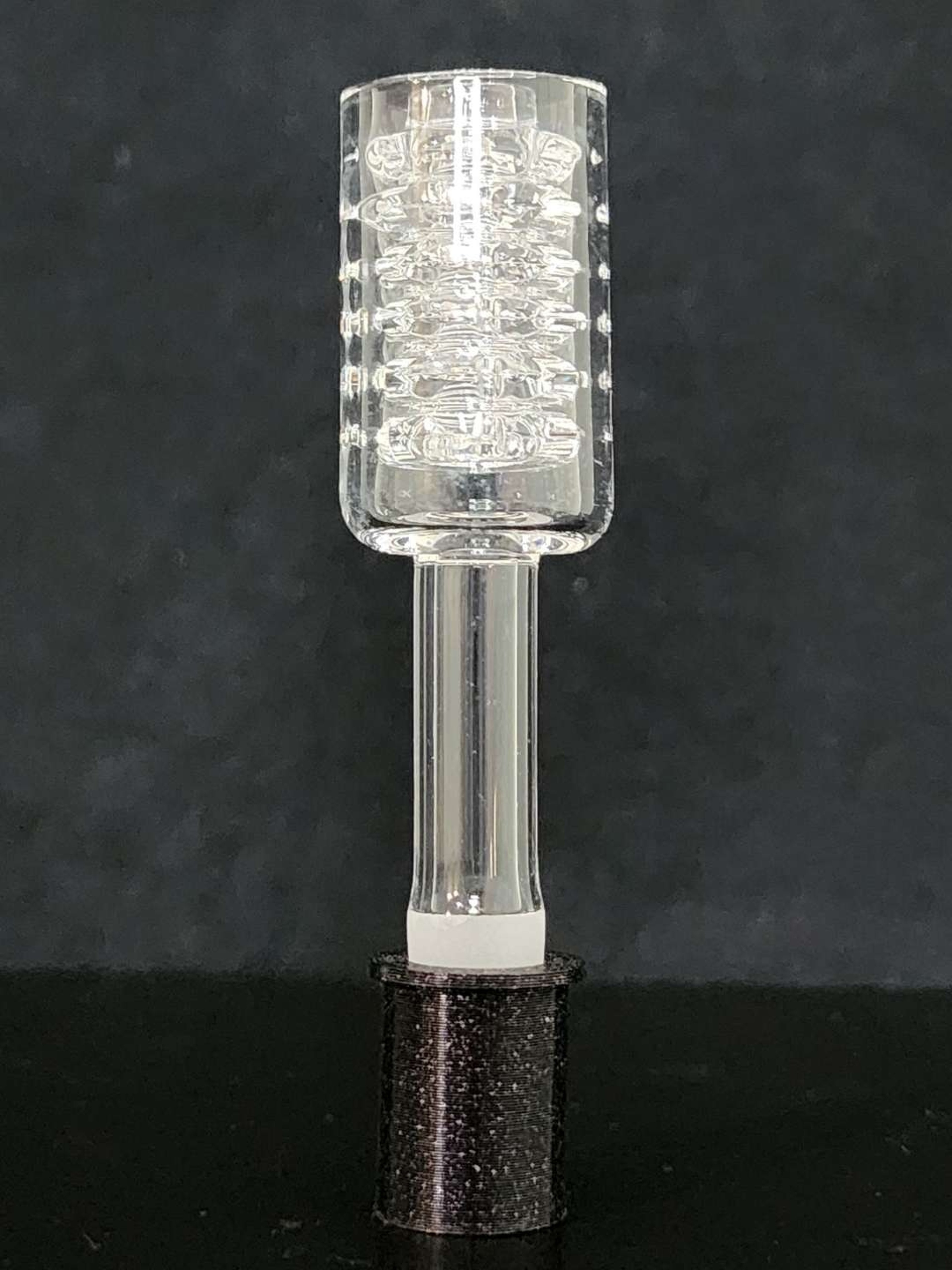 Preview pic of Imported Quartz 6 Stack Diamond Knot