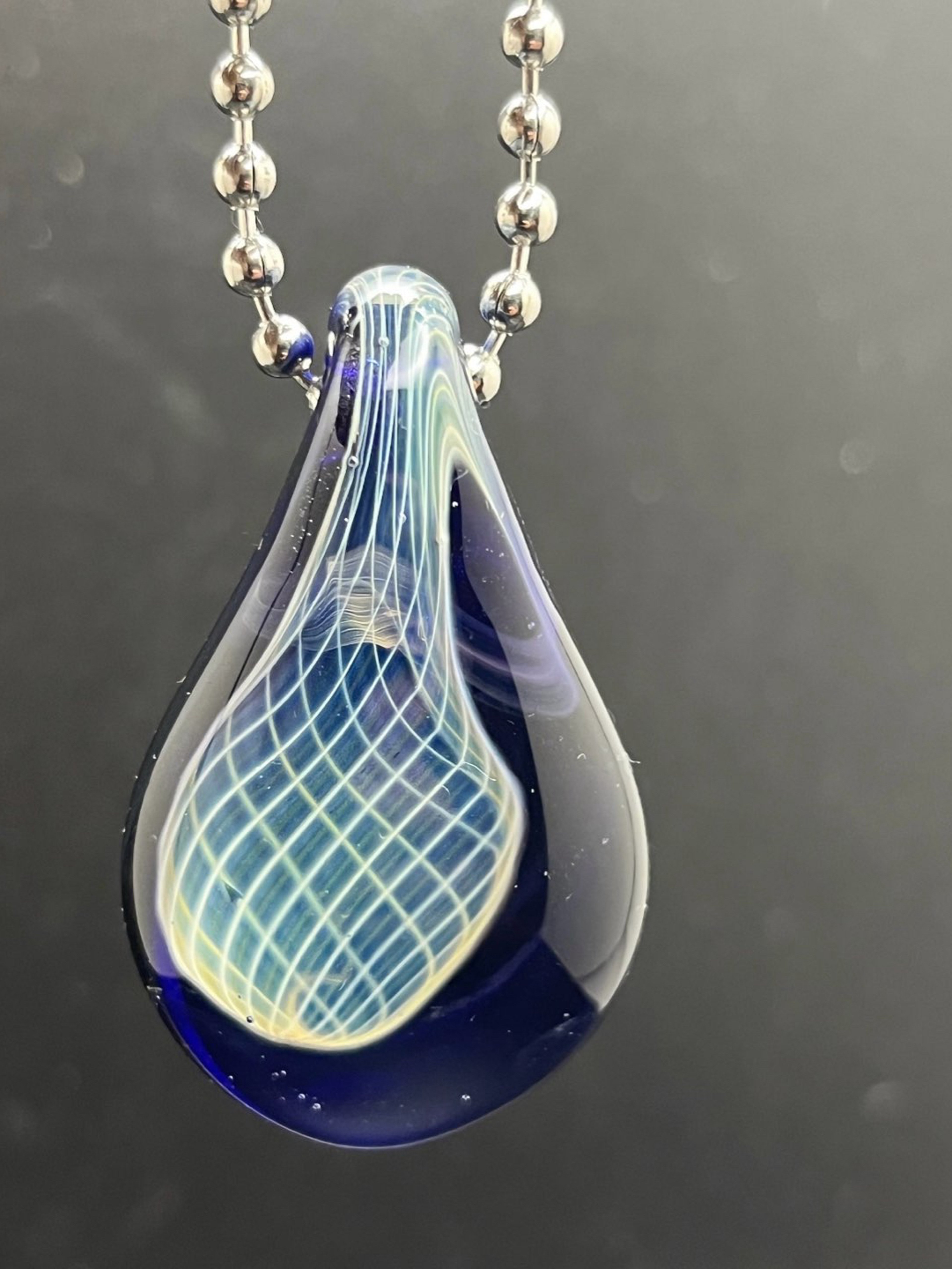 Preview pic of Fumed pendy