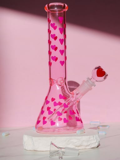 Preview pic of Pink heart bong