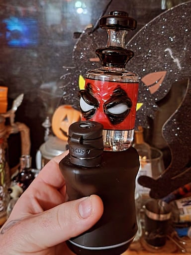 Preview pic of Space glass deadpool carta top