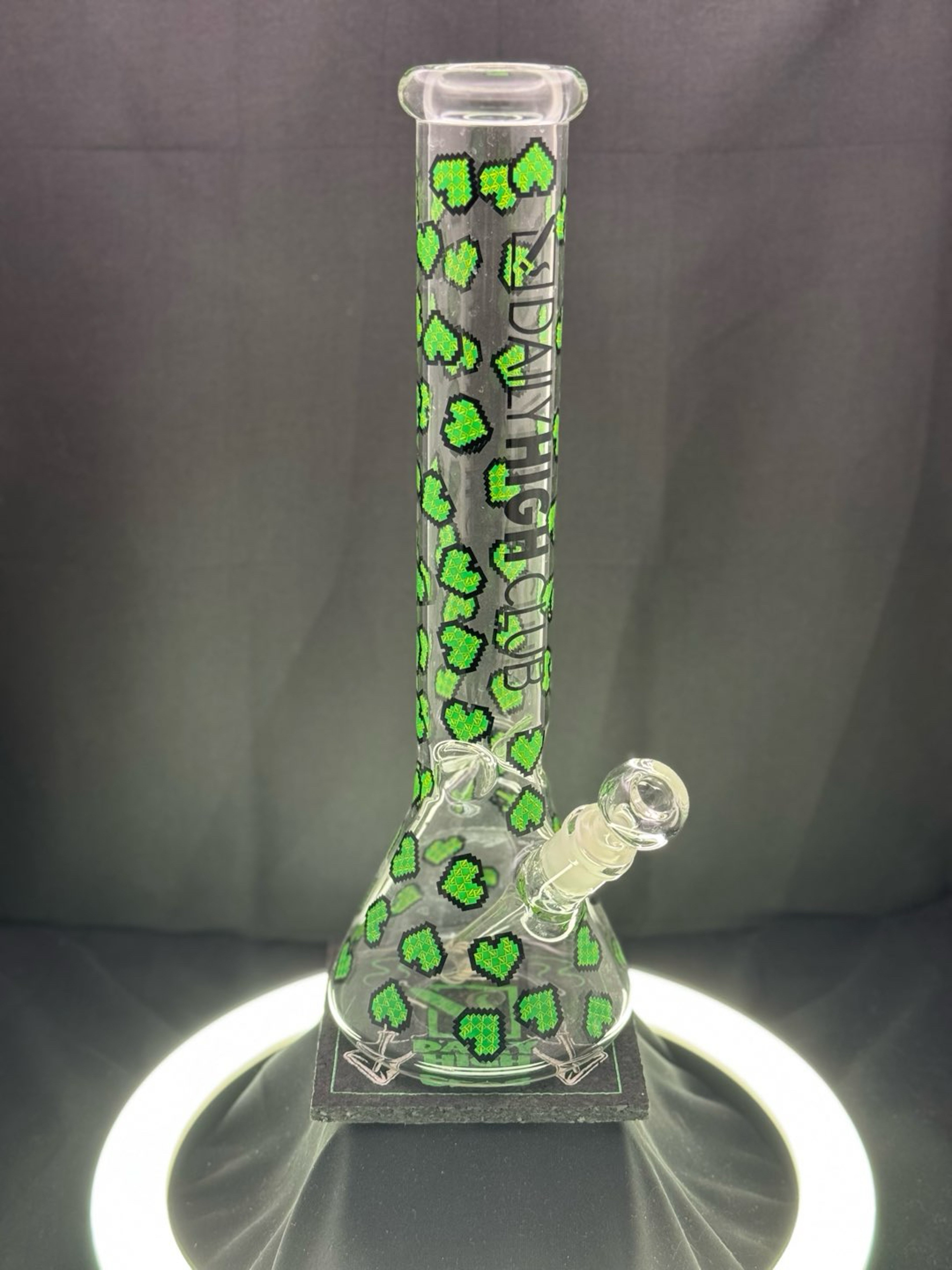 Preview pic of DHC Green Heart Beaker