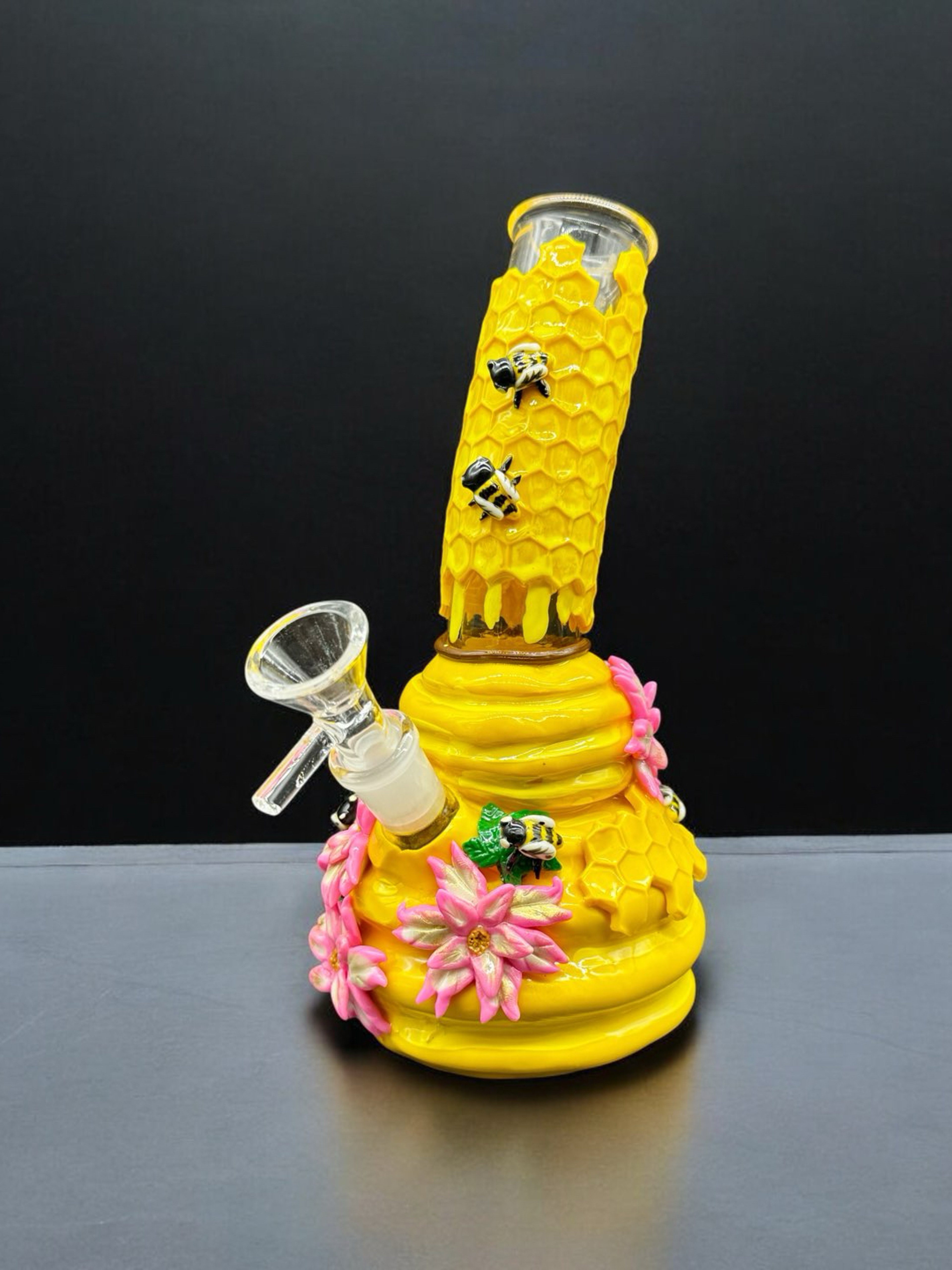 Preview pic of Bee 3D Glass Bong