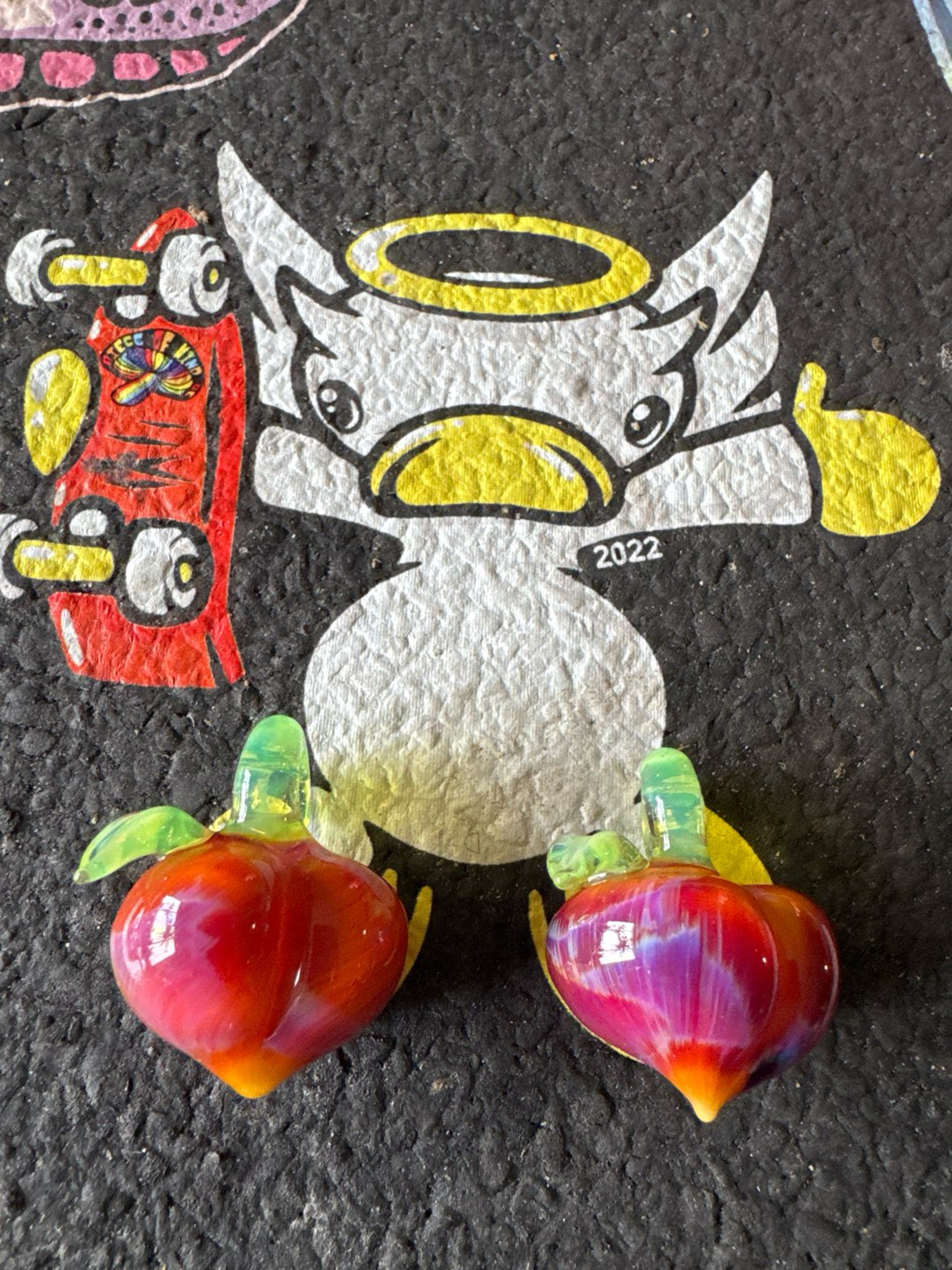 Preview pic of Peach pendant