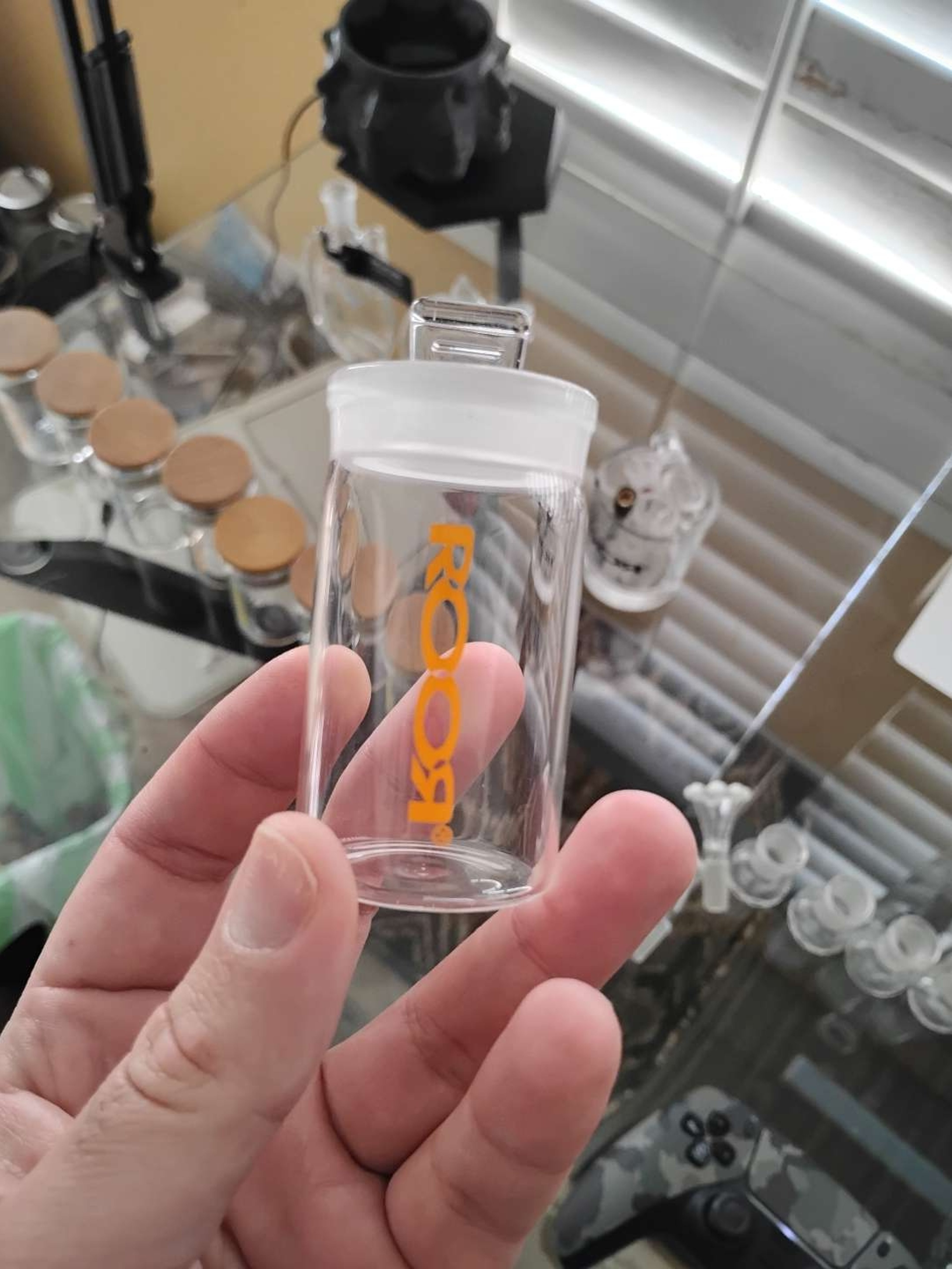 Preview pic of RooR Glass jar (orange)