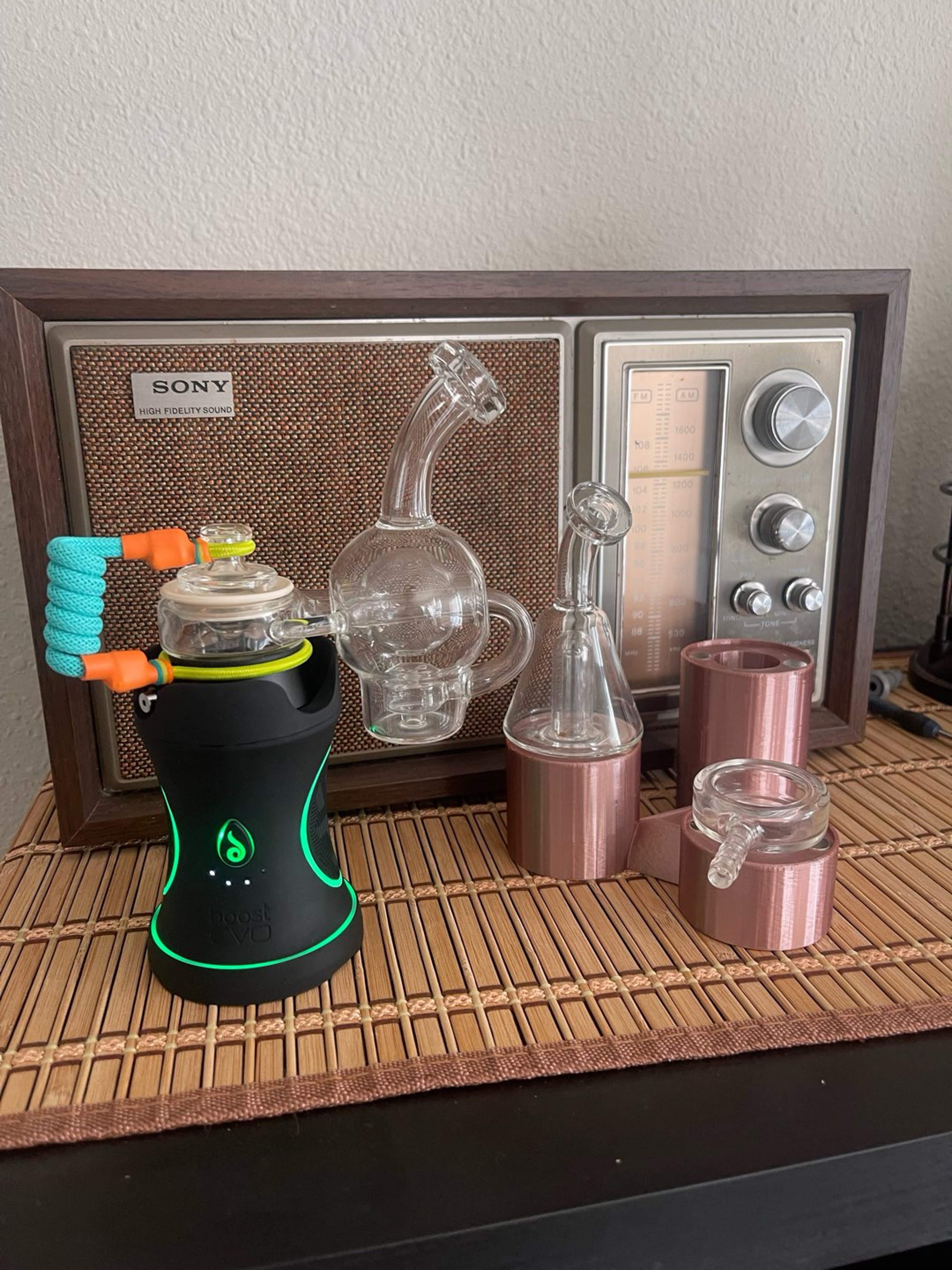 Preview pic of Dr. Dabber Boost Evo bundle
