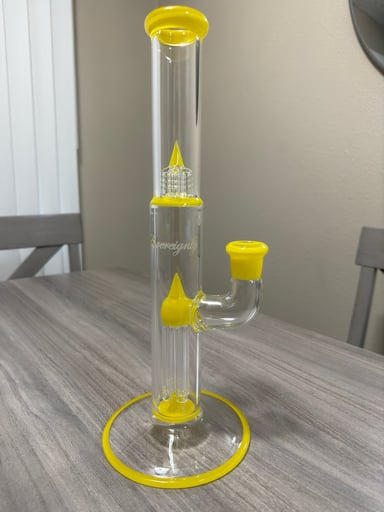 Preview pic of sovereignty glass bong