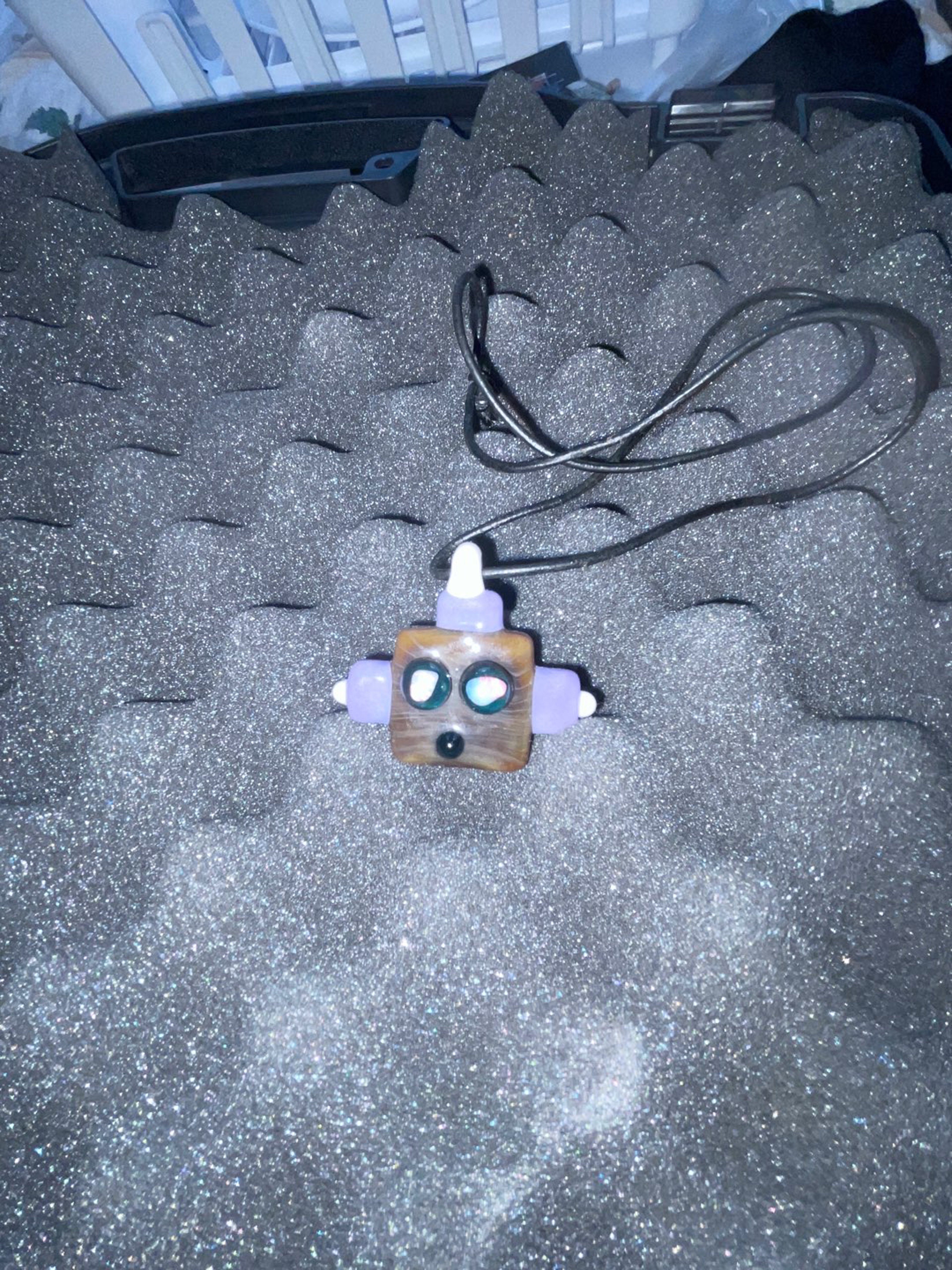 Preview pic of Torchress glass robot pendant