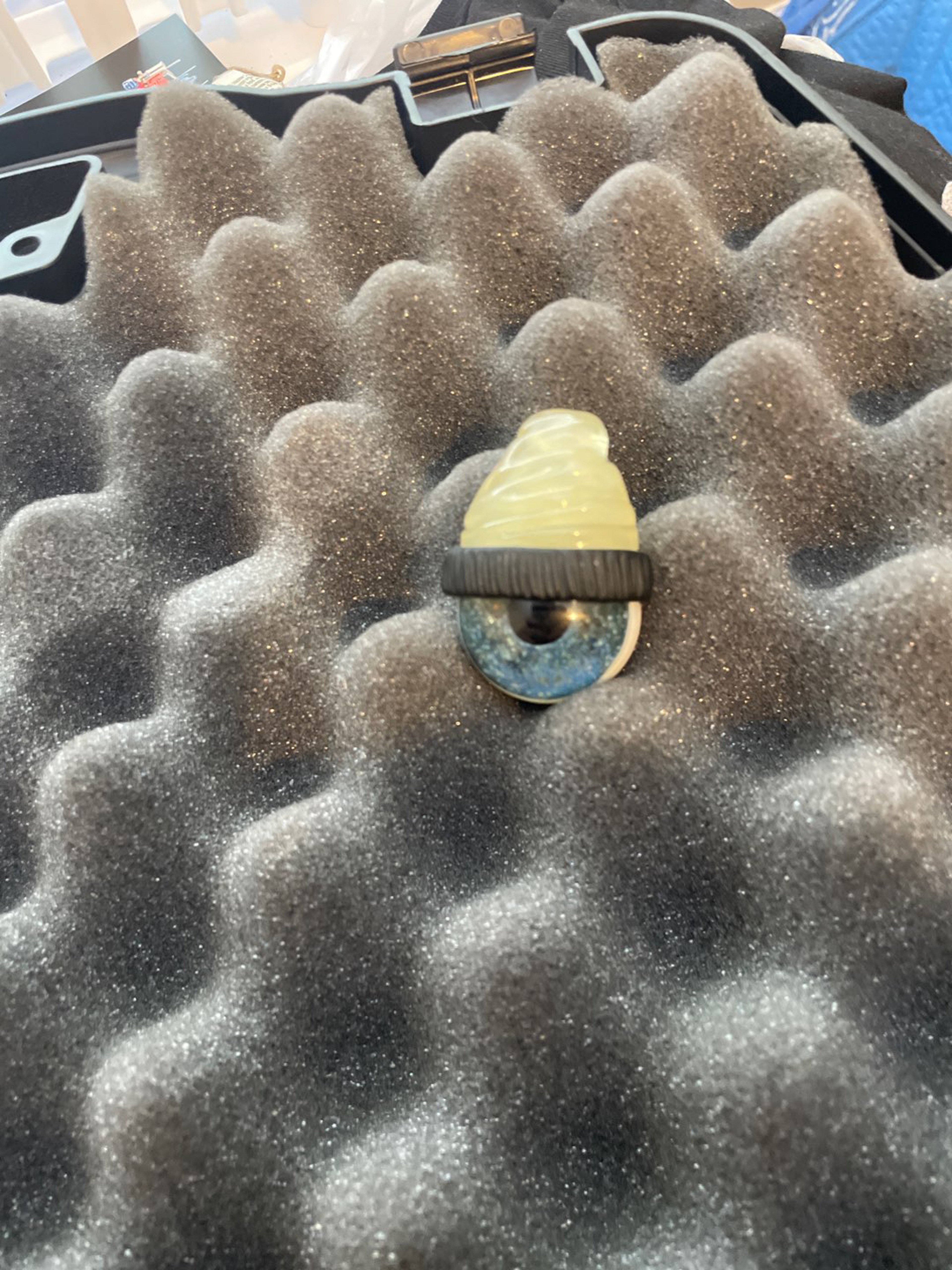 Preview pic of Junkie glass cfl beanie