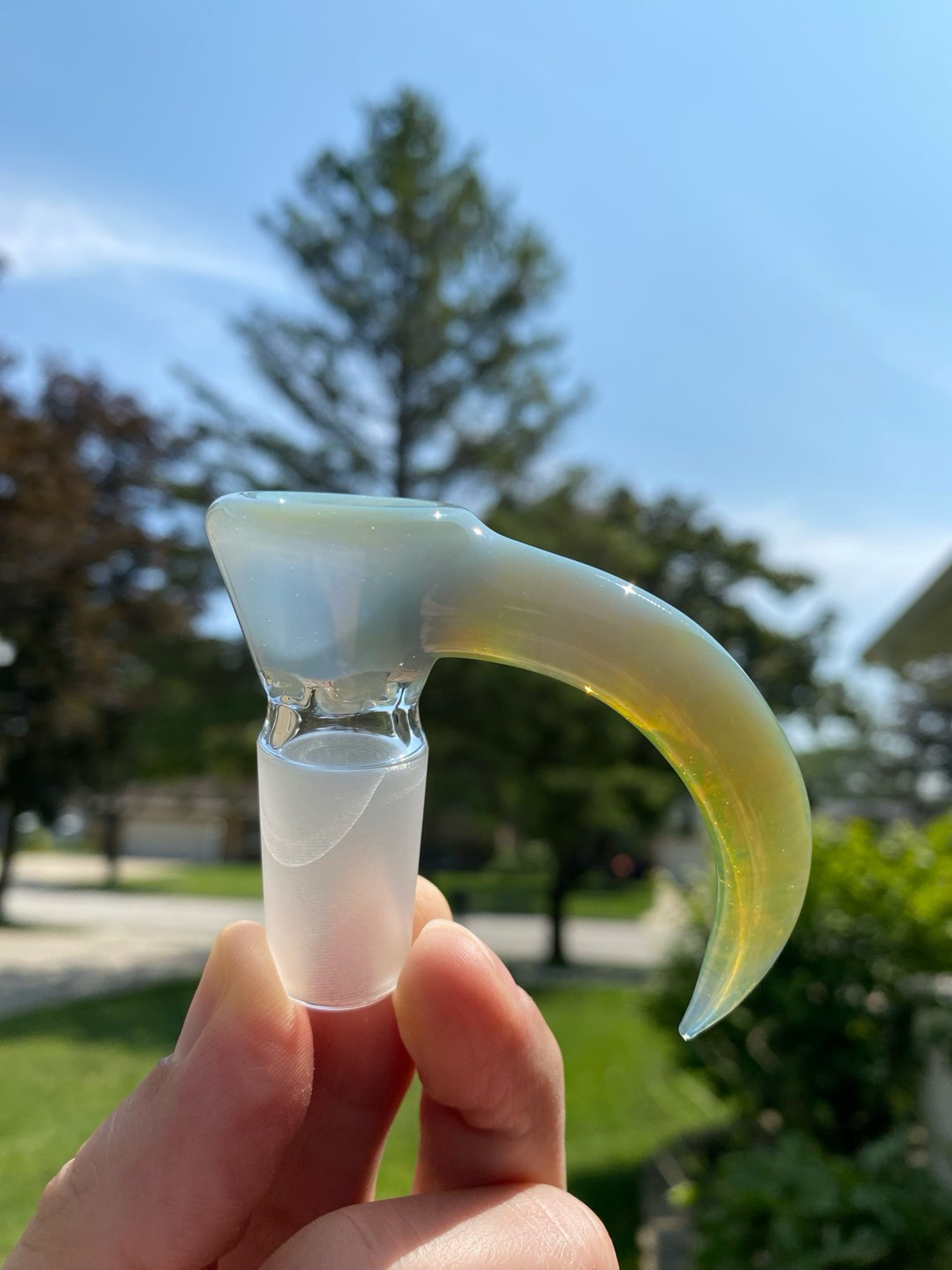Preview pic of Simple Lemon Farmer 18mm 4 hole slide - Lunar Rays