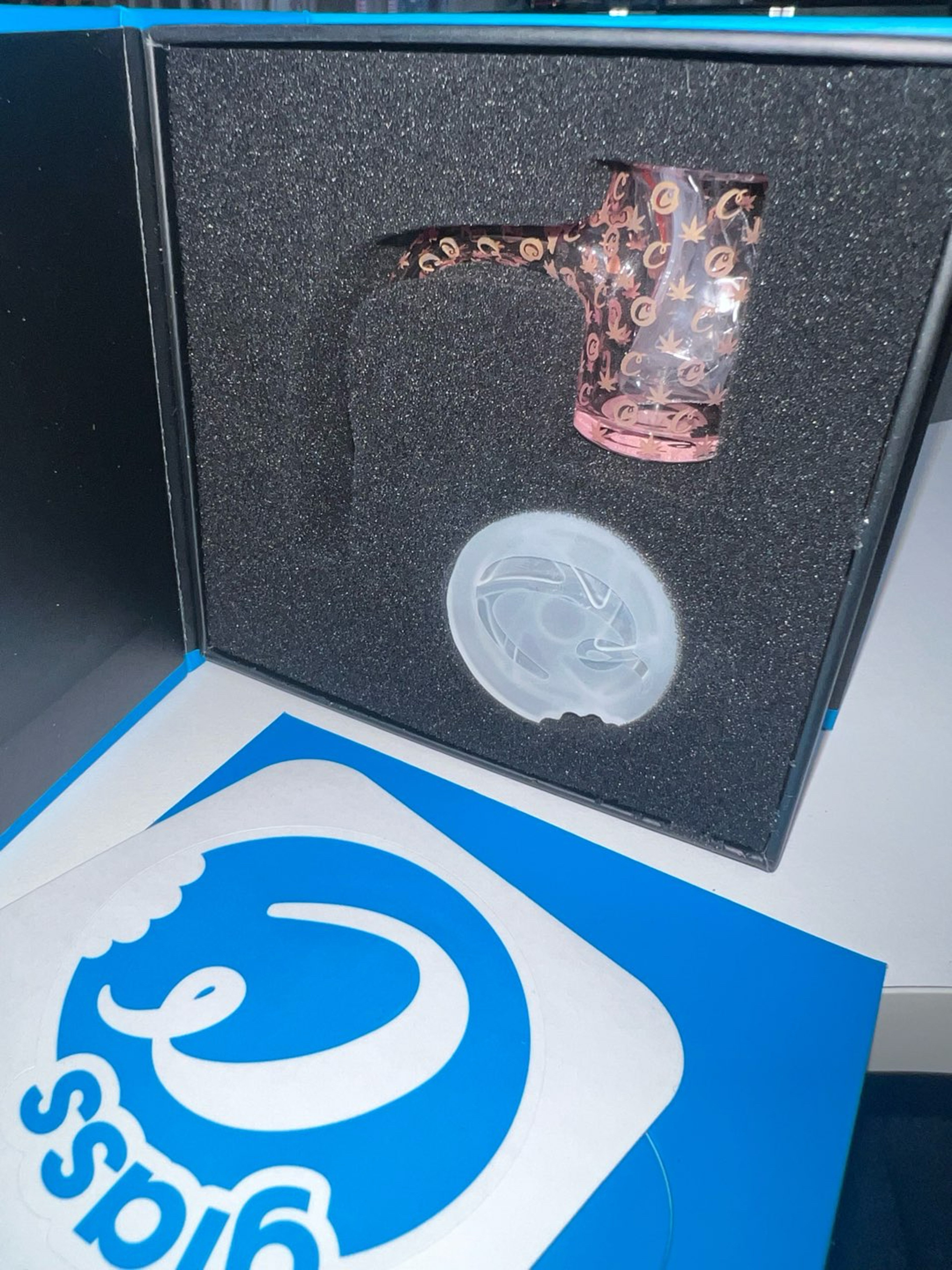 Preview pic of Cookies Gold Banger 25mm Cap n Pearls