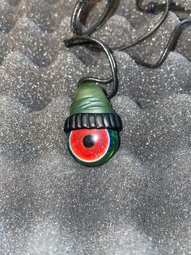 Preview pic of Junkie glass eye beanie