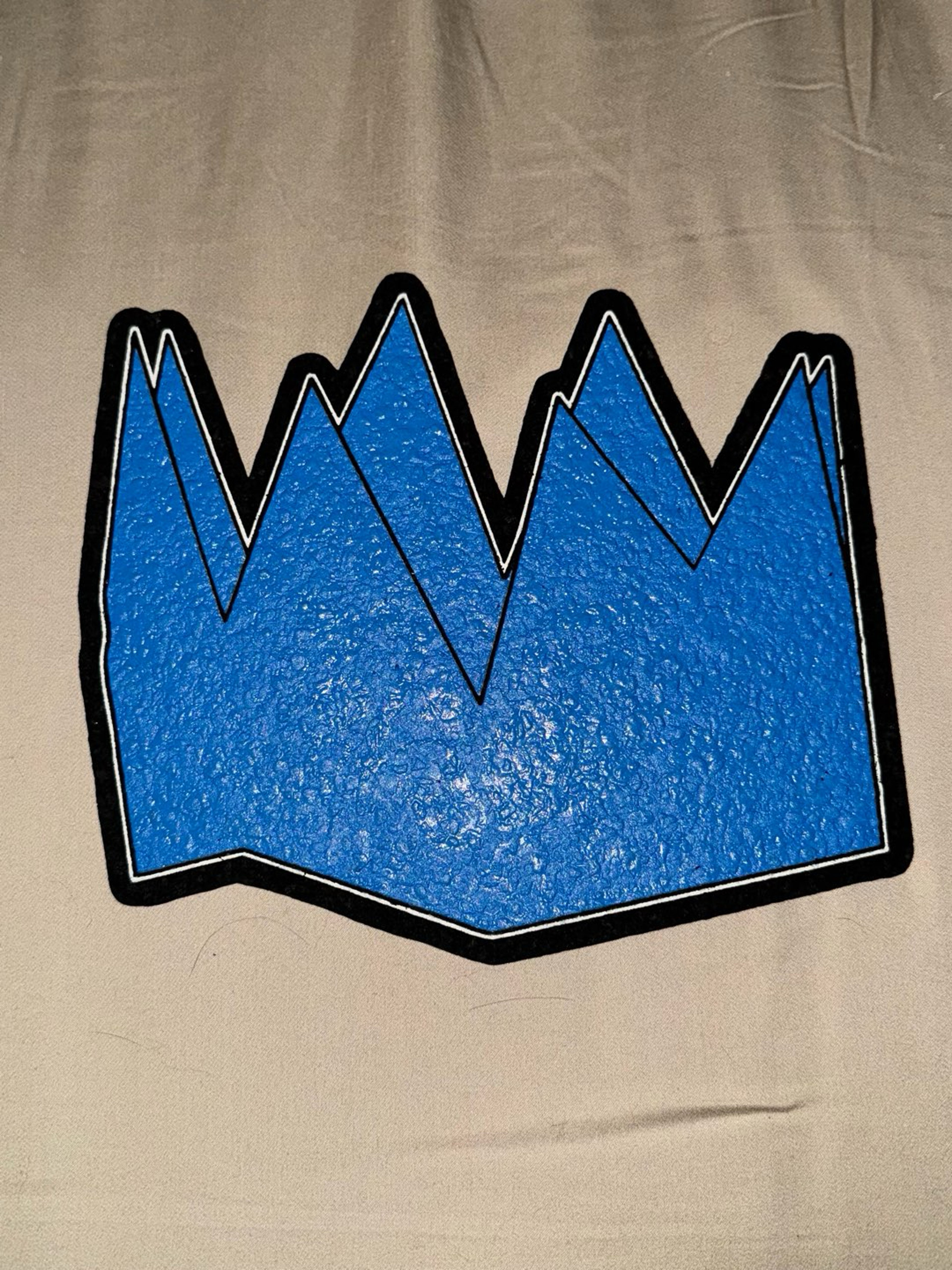 Preview pic of Old school RuneScape blue party hat full uv glow le:50