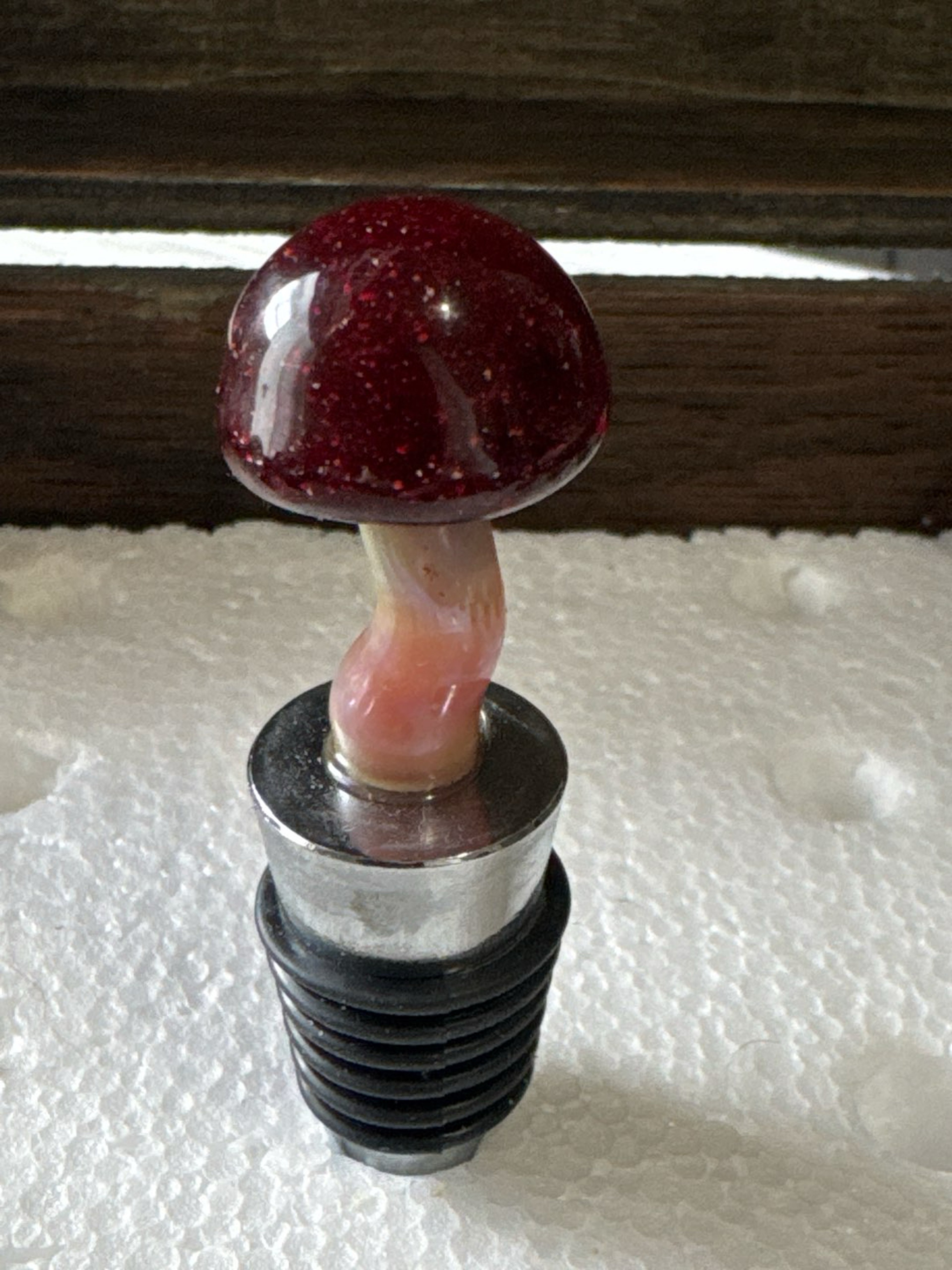Preview pic of Mushroom bottle stopper