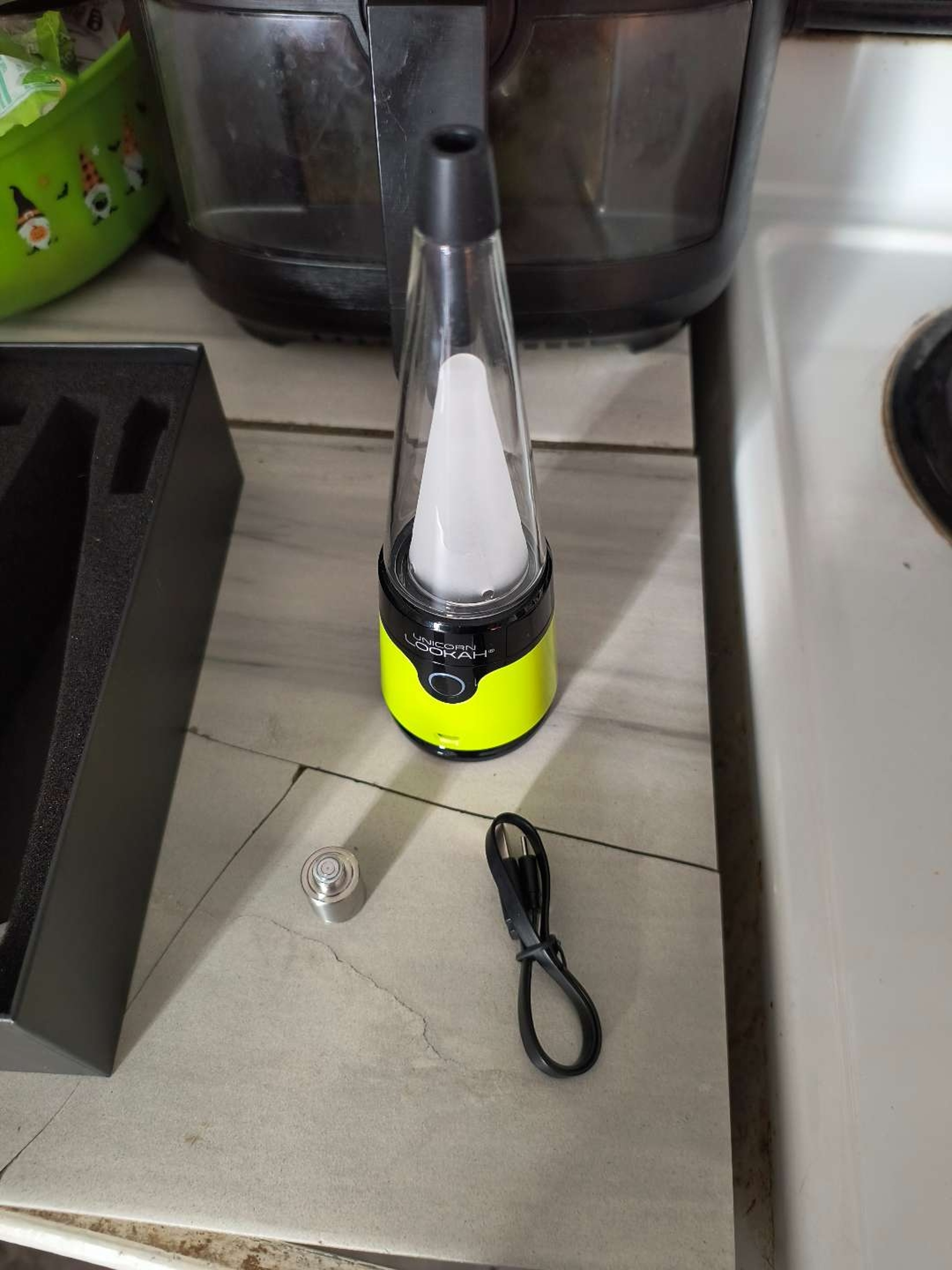 Preview pic of Lookah unicorn concentrate vaporizer