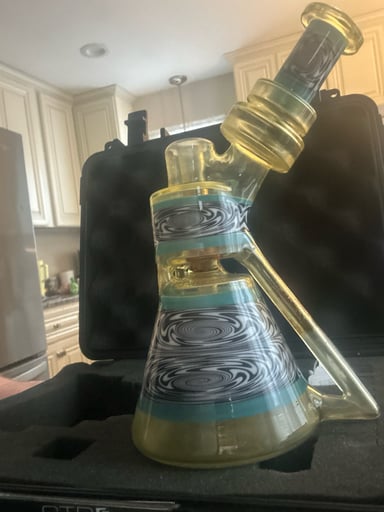 Preview pic of ferri glass fully worked in citrine