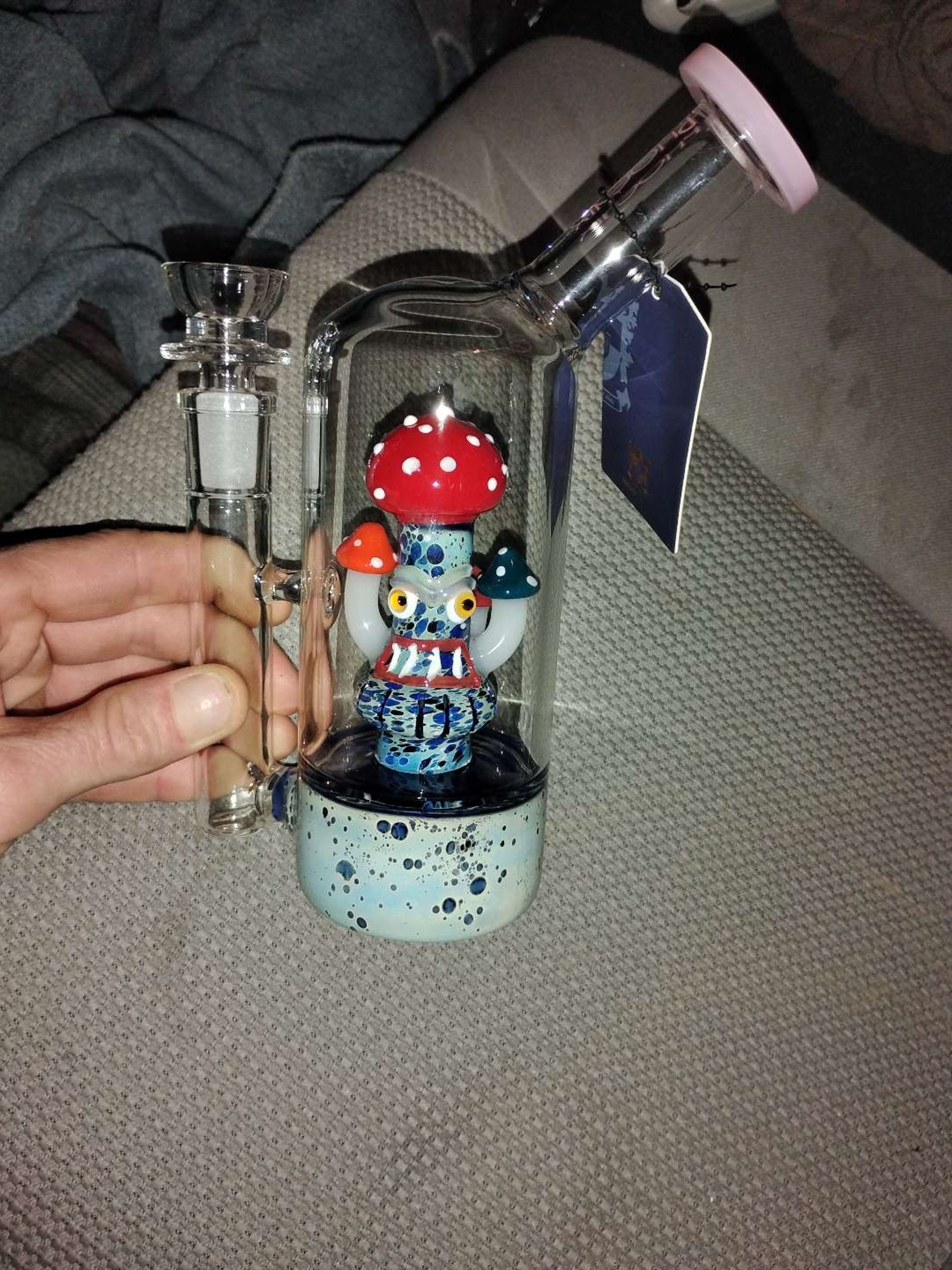 Preview pic of Hush hush glass man