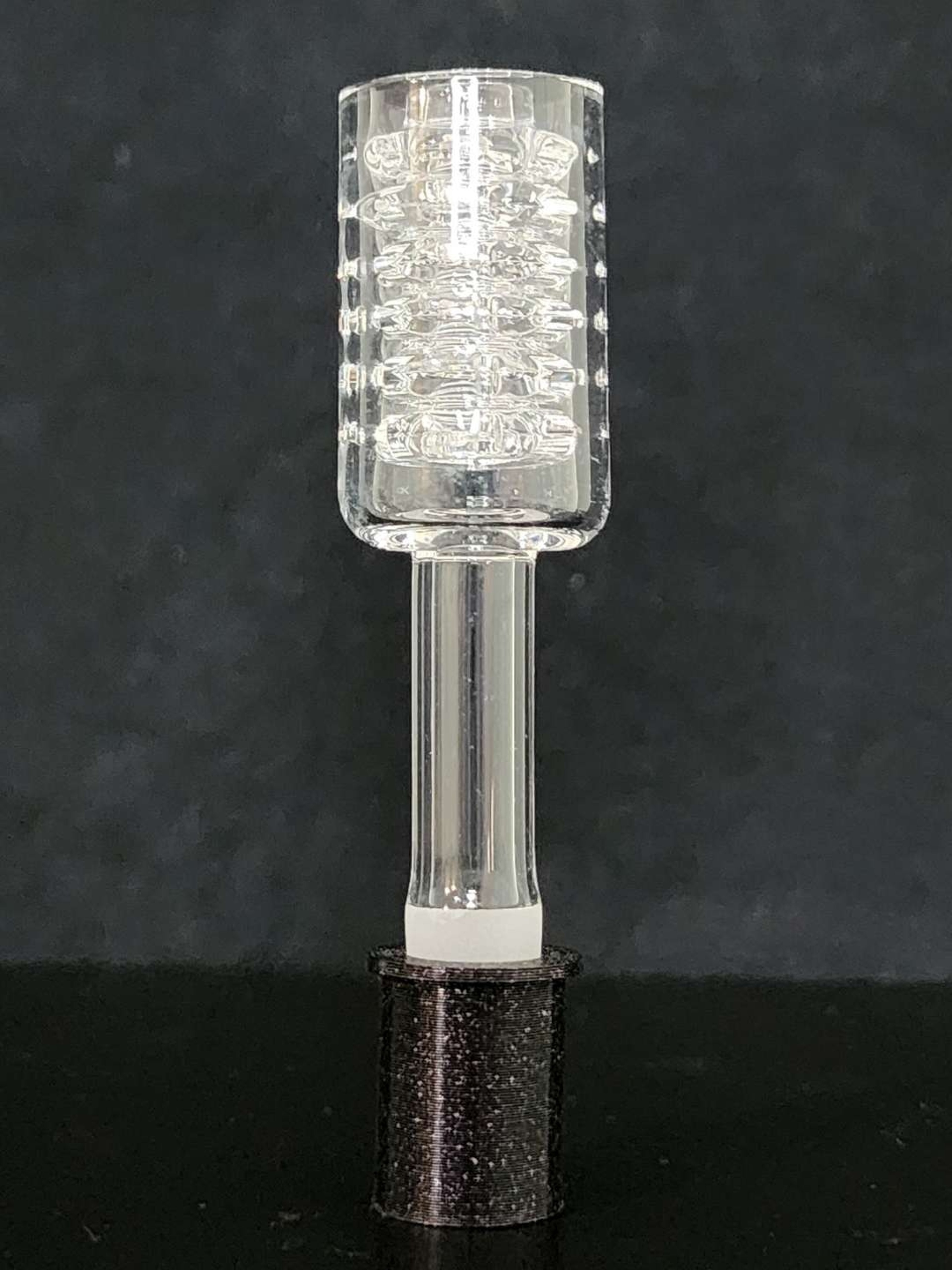 Preview pic of Imported Quartz 6 Stack Diamond Knot
