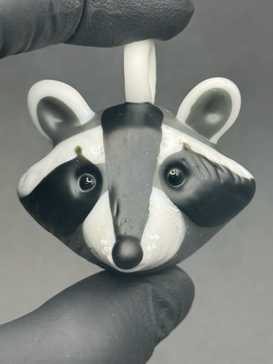 Preview pic of Raccoon pendant