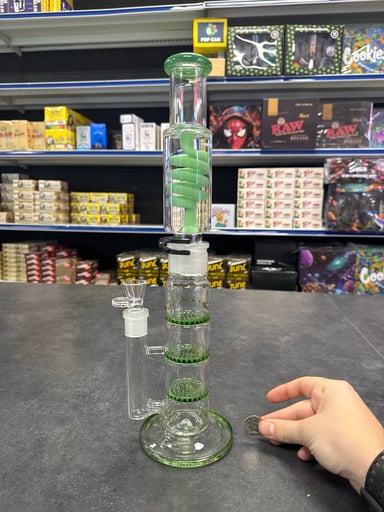 Preview pic of Brand new honeycomb straight pipe bong