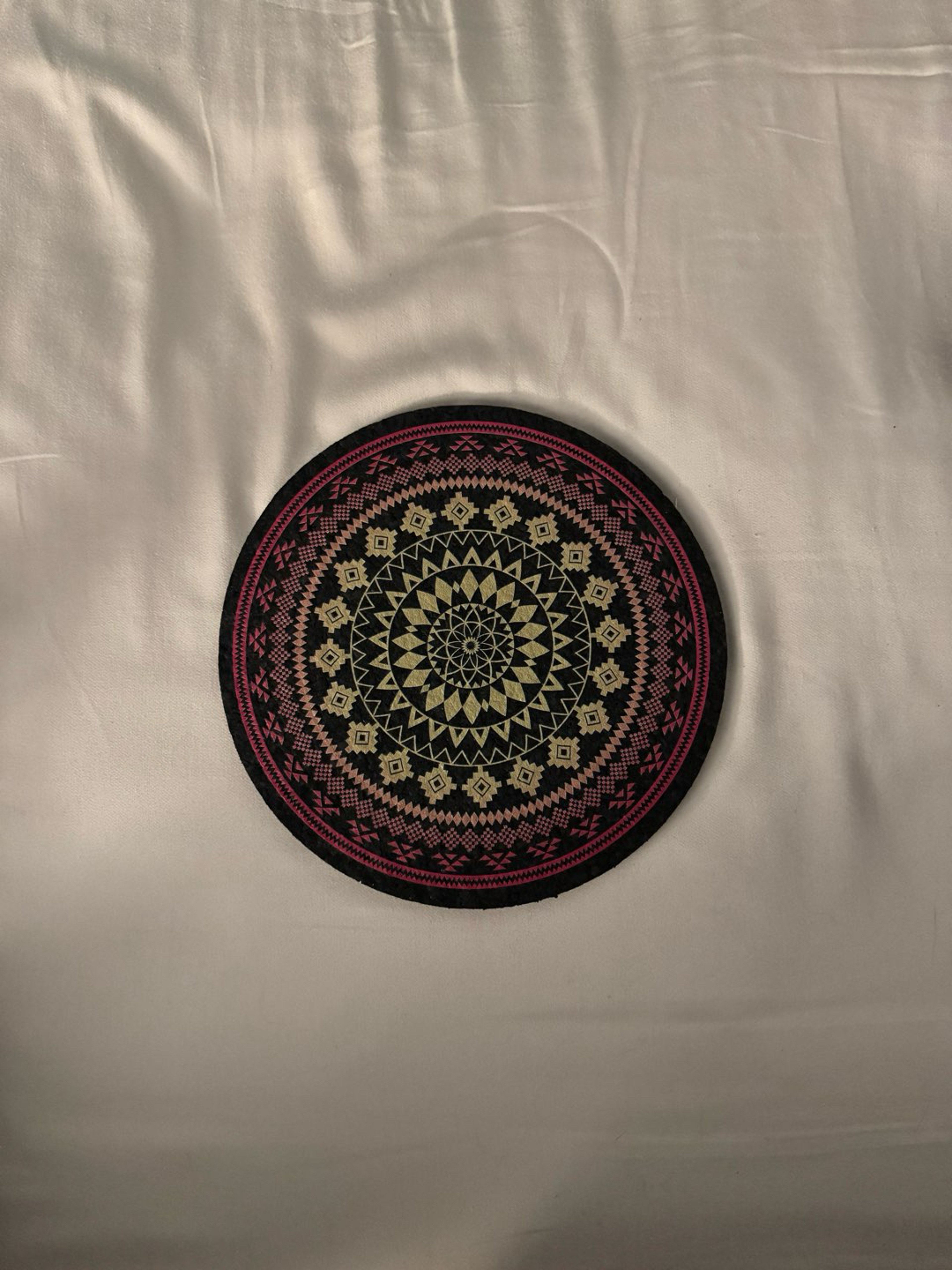 Garnet raztech geometric Moodmat image 0