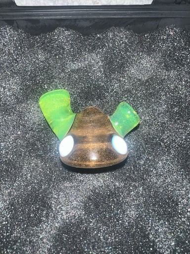 Preview pic of Lerk Pendant