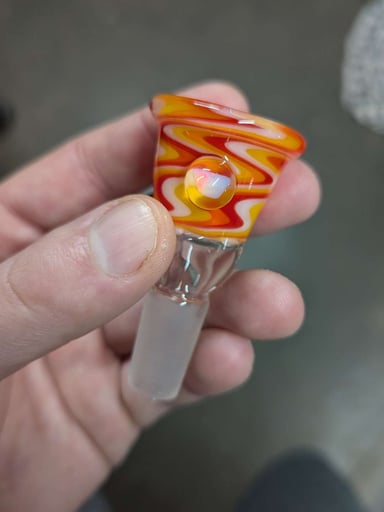 Preview pic of 14mm 4hole slide party bowl